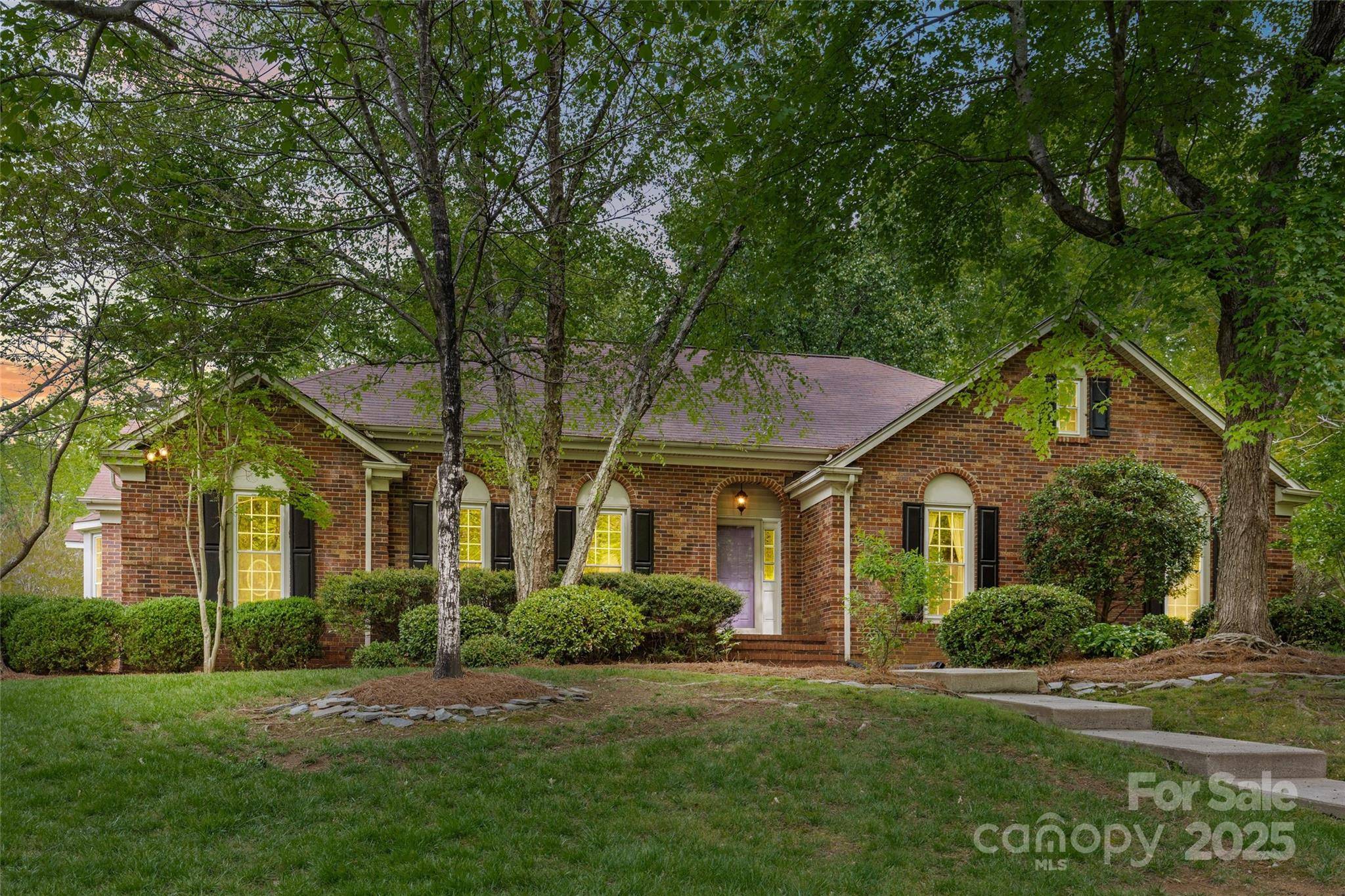 Charlotte, NC 28270,2234 Hamilton Mill RD