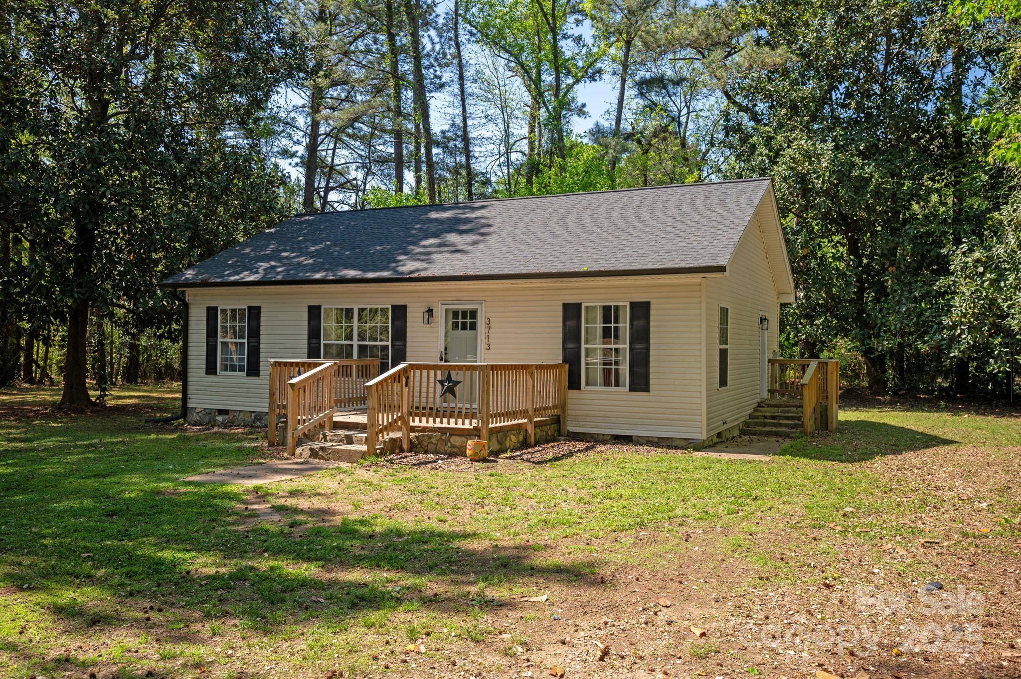 Lancaster, SC 29720,3713 Capricorn RD