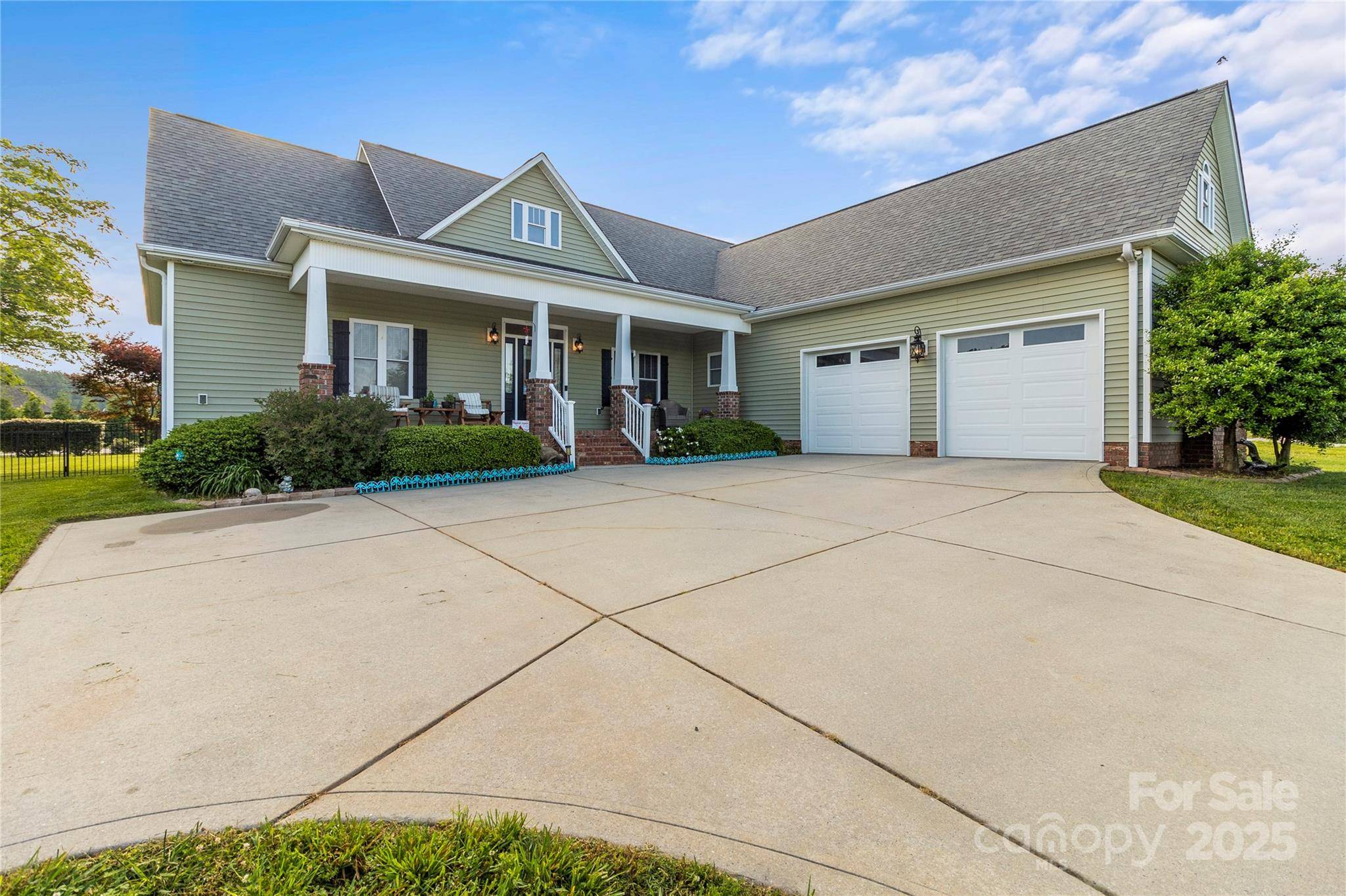 Iron Station, NC 28080,557 Luther DR