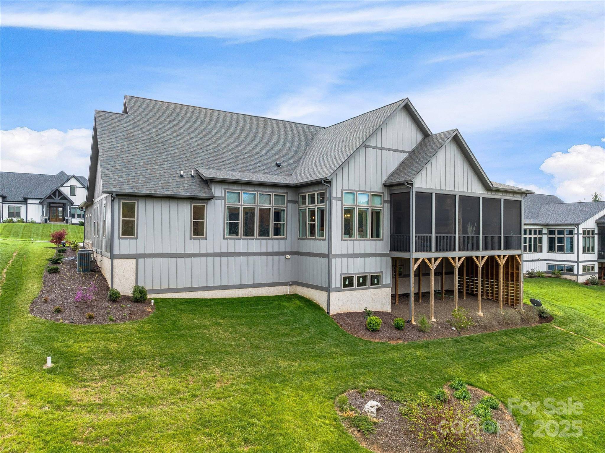 Mills River, NC 28759,325 Daniel Circle DR