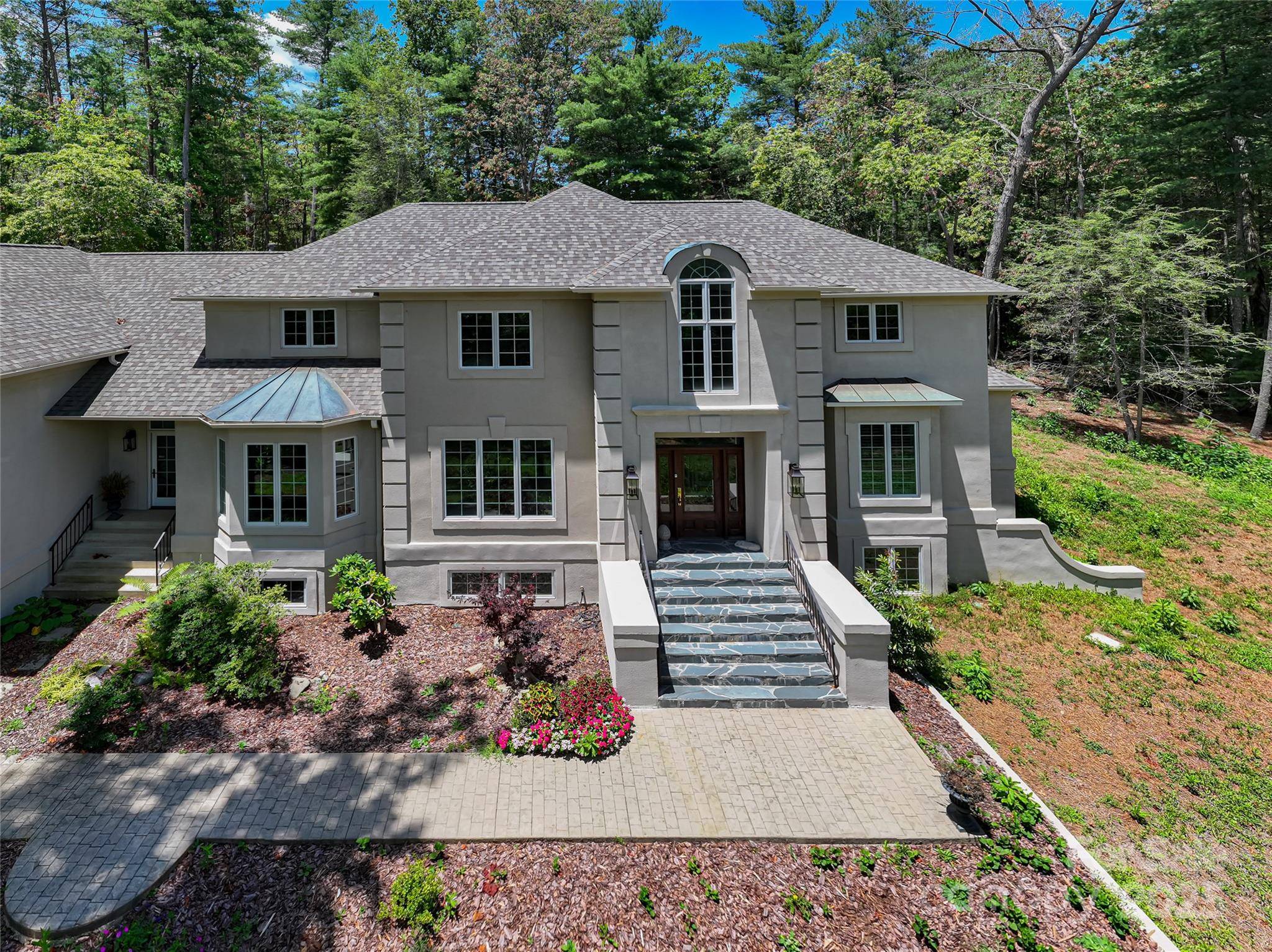 Asheville, NC 28803,3 Fir Tree LN