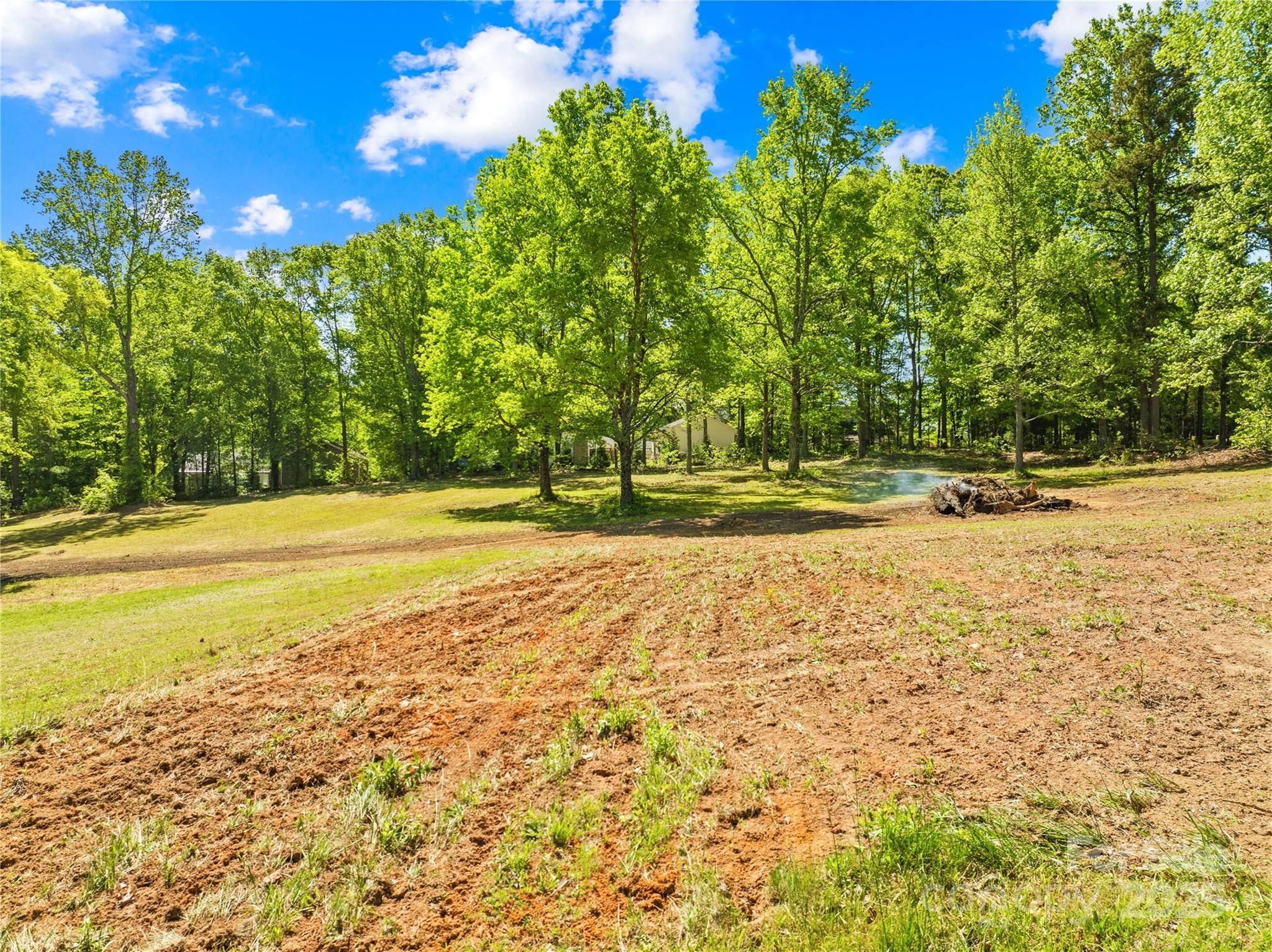Mount Holly, NC 28120,14517 Lucia Riverbend Hwy HWY