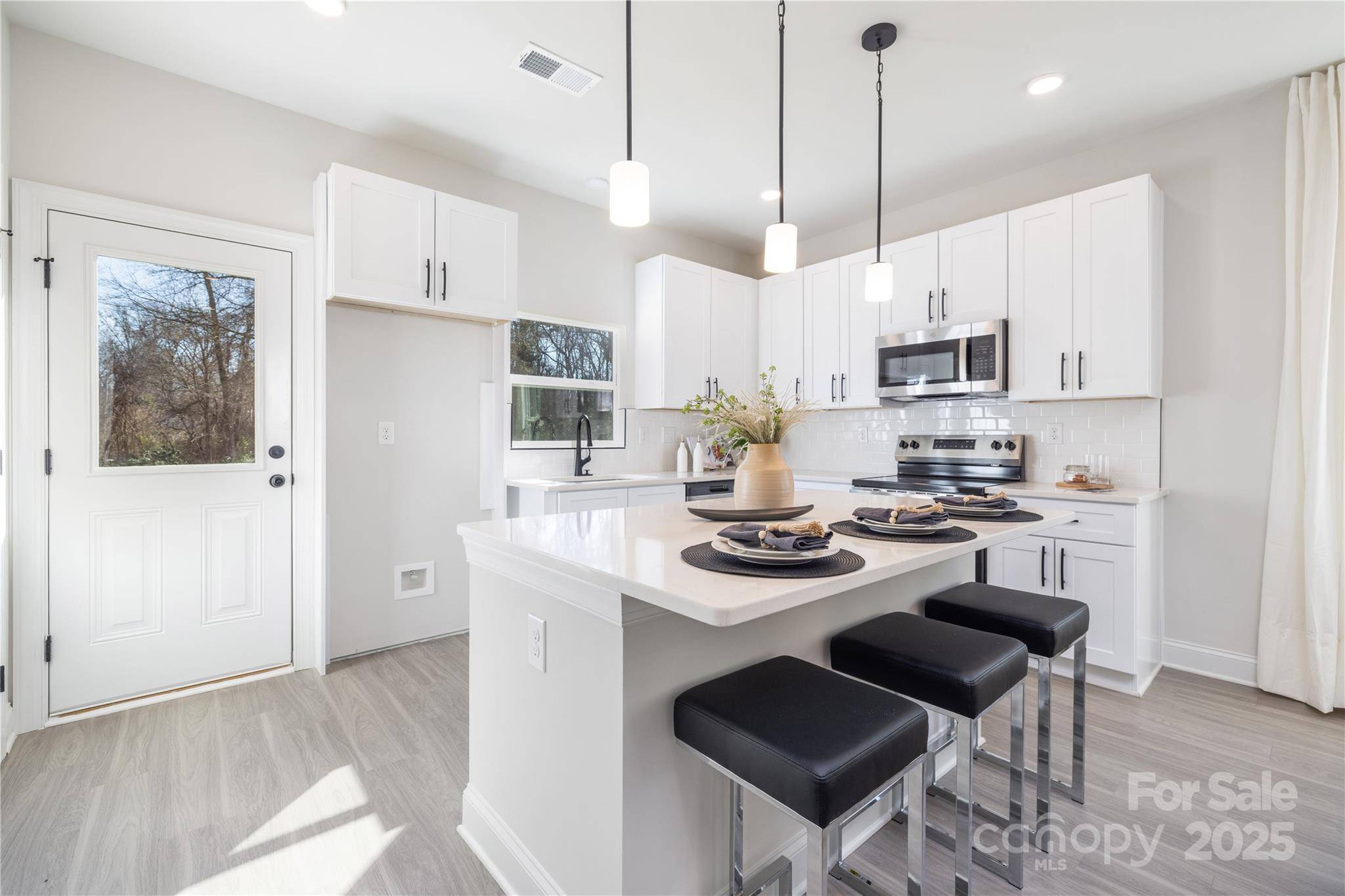 Charlotte, NC 28269,4907 Victoria AVE