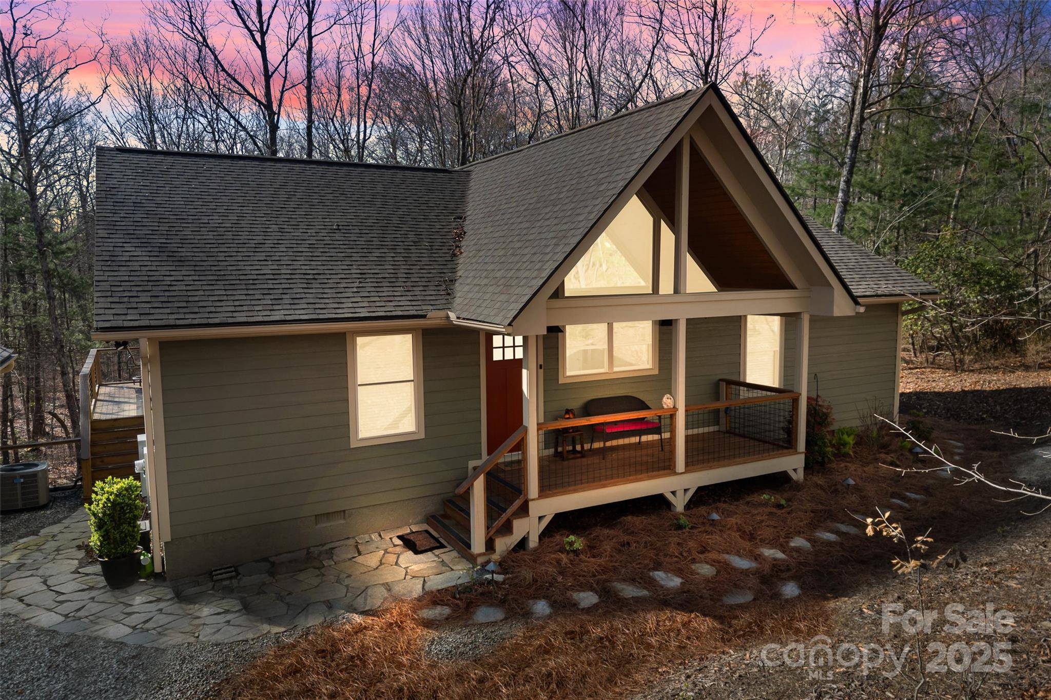 Brevard, NC 28712,311 Feedrock RD