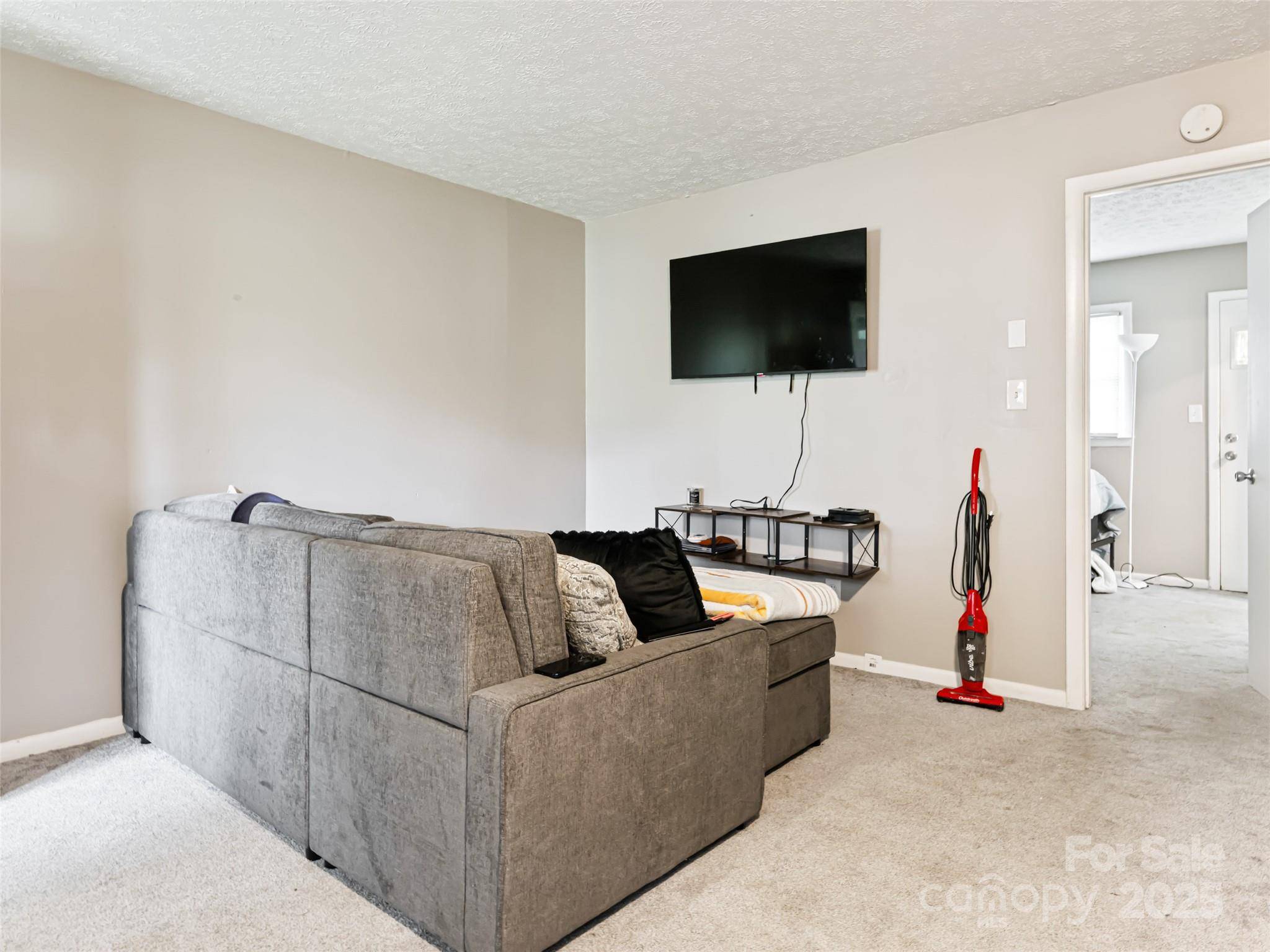 Hendersonville, NC 28739,621 A,B,C & 623 Price RD