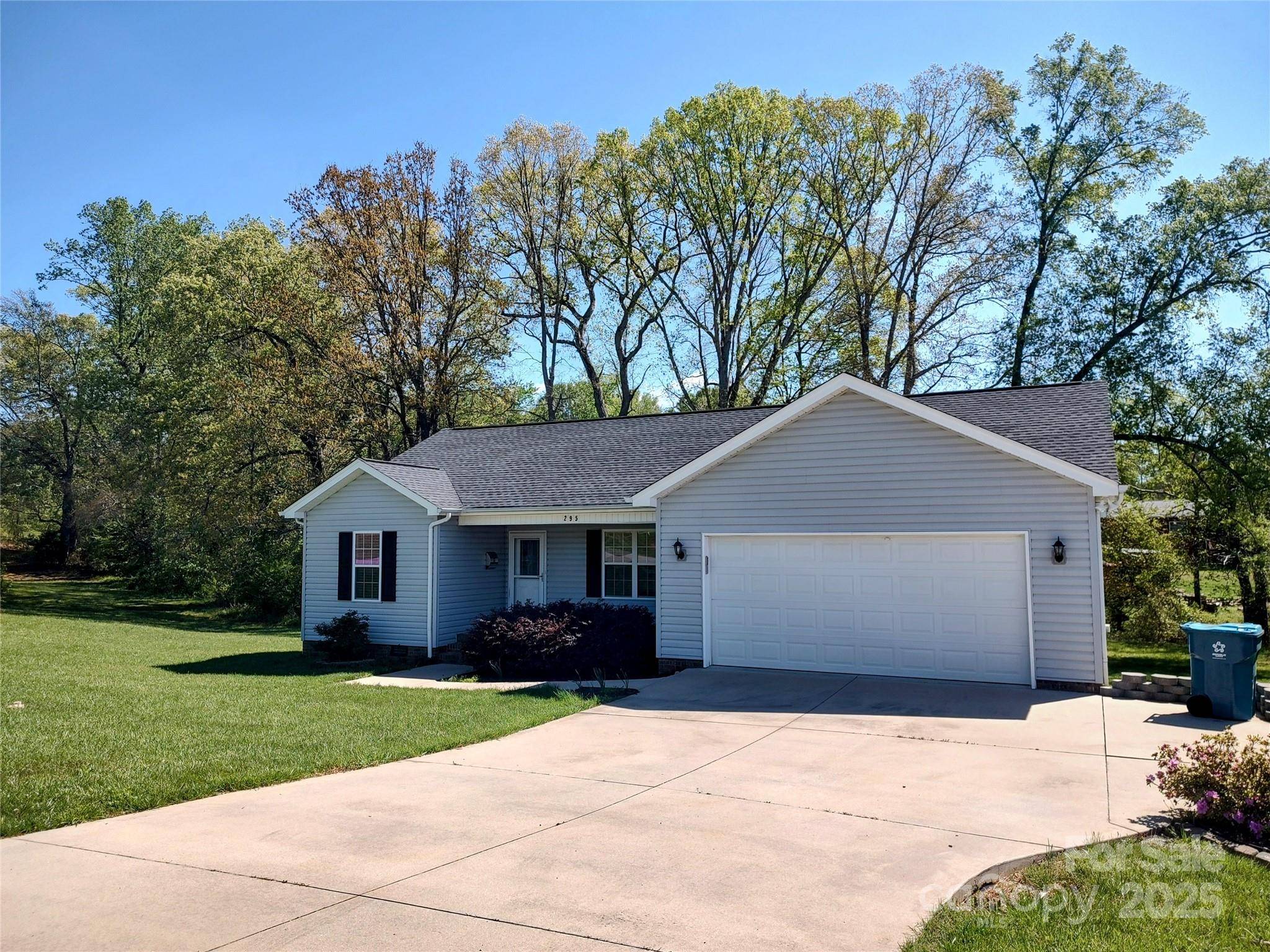 Taylorsville, NC 28681,295 Green Meadows DR