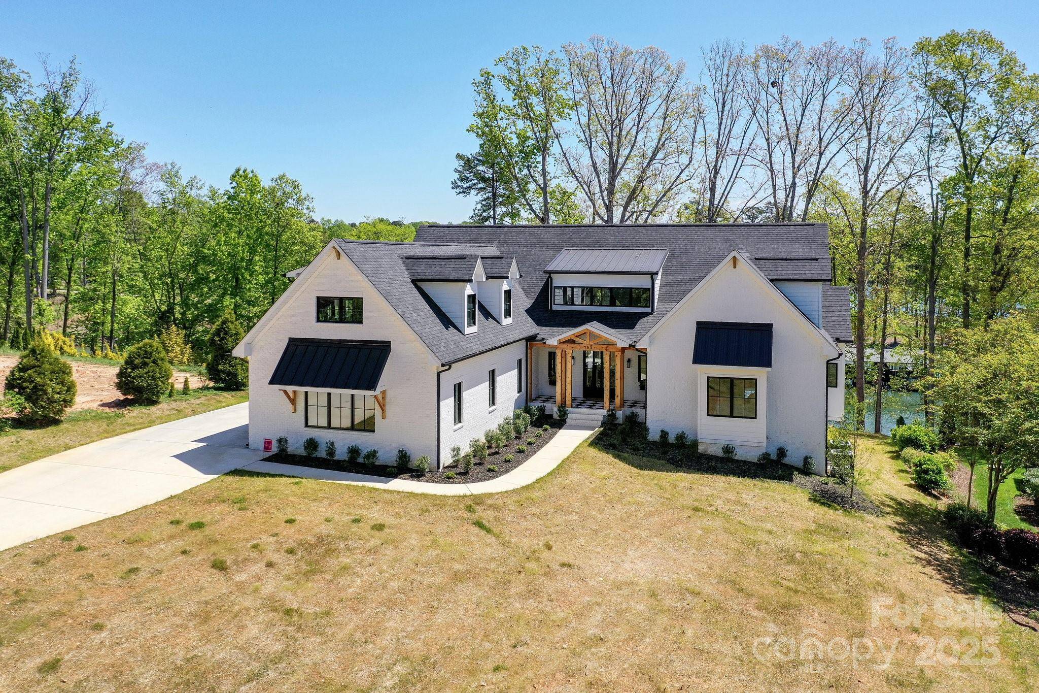 Mooresville, NC 28117,153 High Hills DR