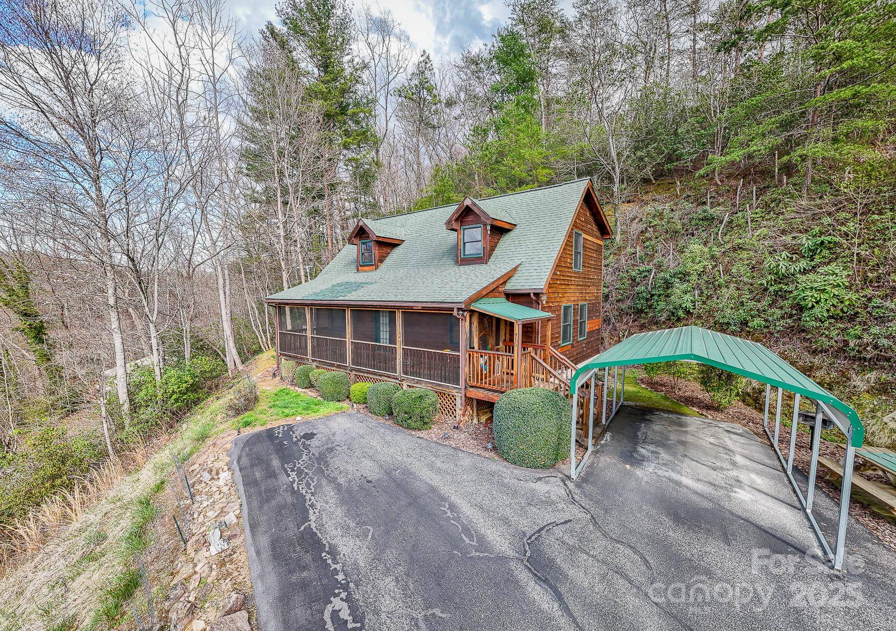 Whittier, NC 28789,415 Skyview RD