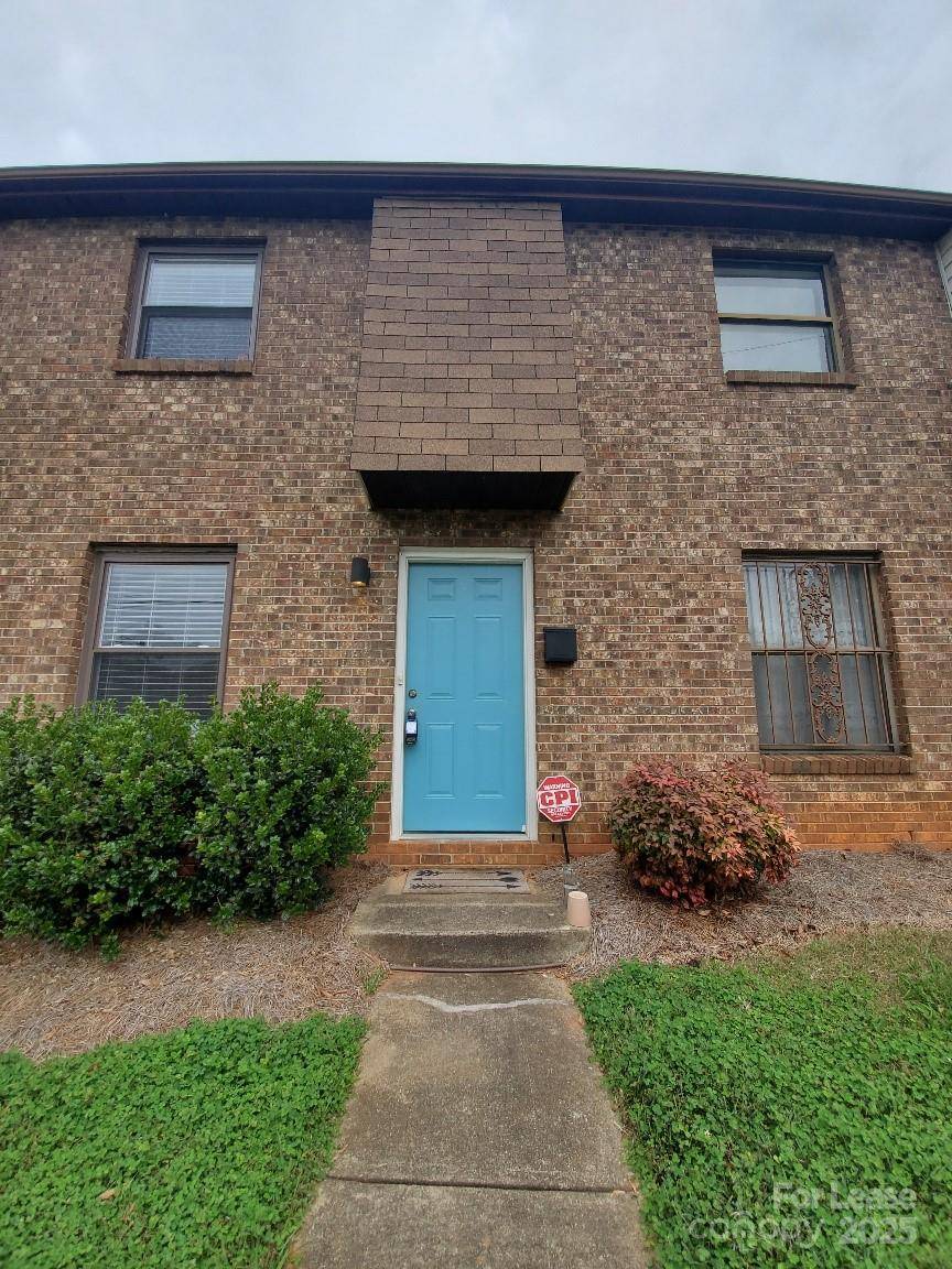 Charlotte, NC 28216,309 Cemetery ST #D