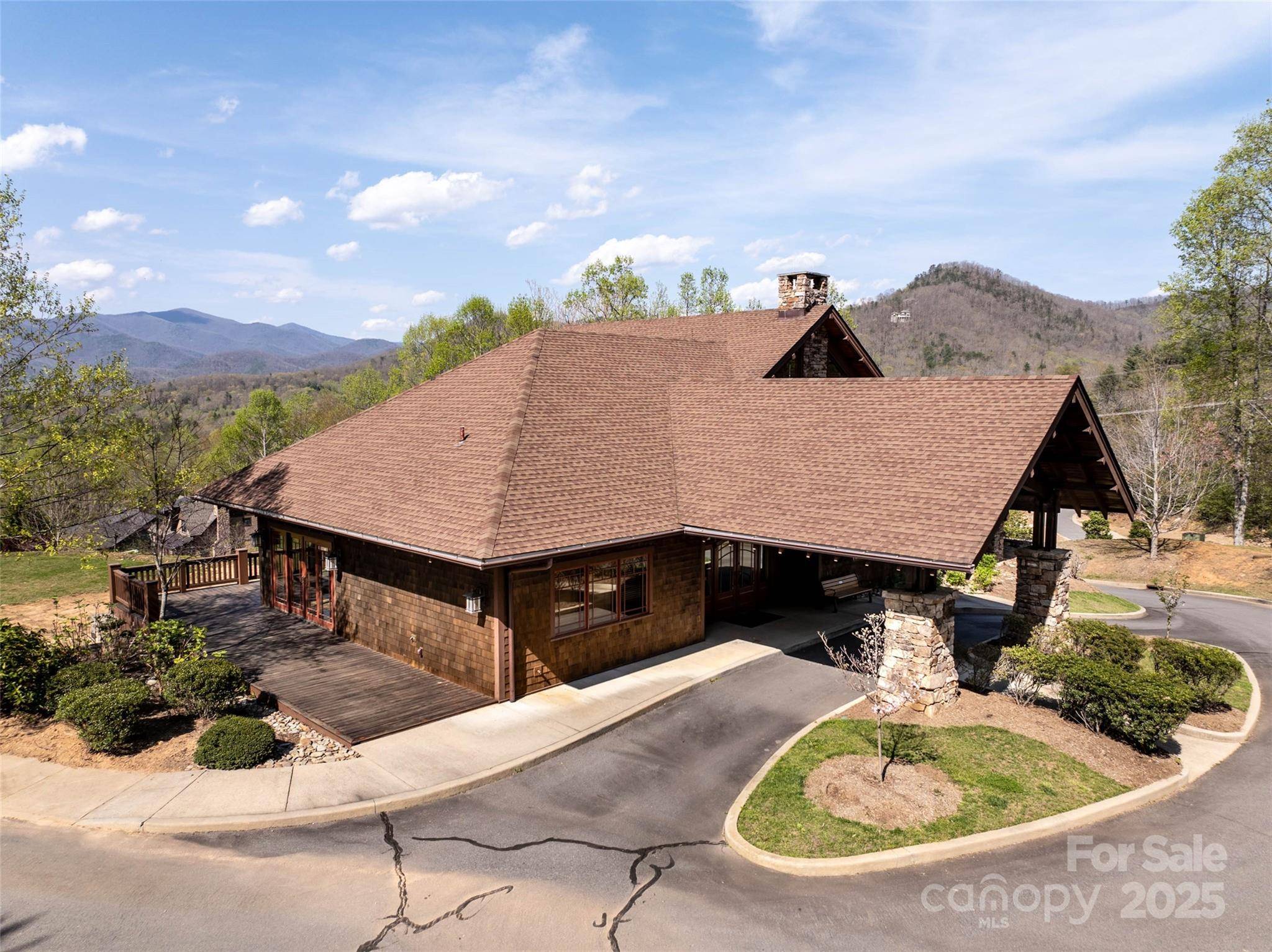 Black Mountain, NC 28711,19 Crockett Ridge RD