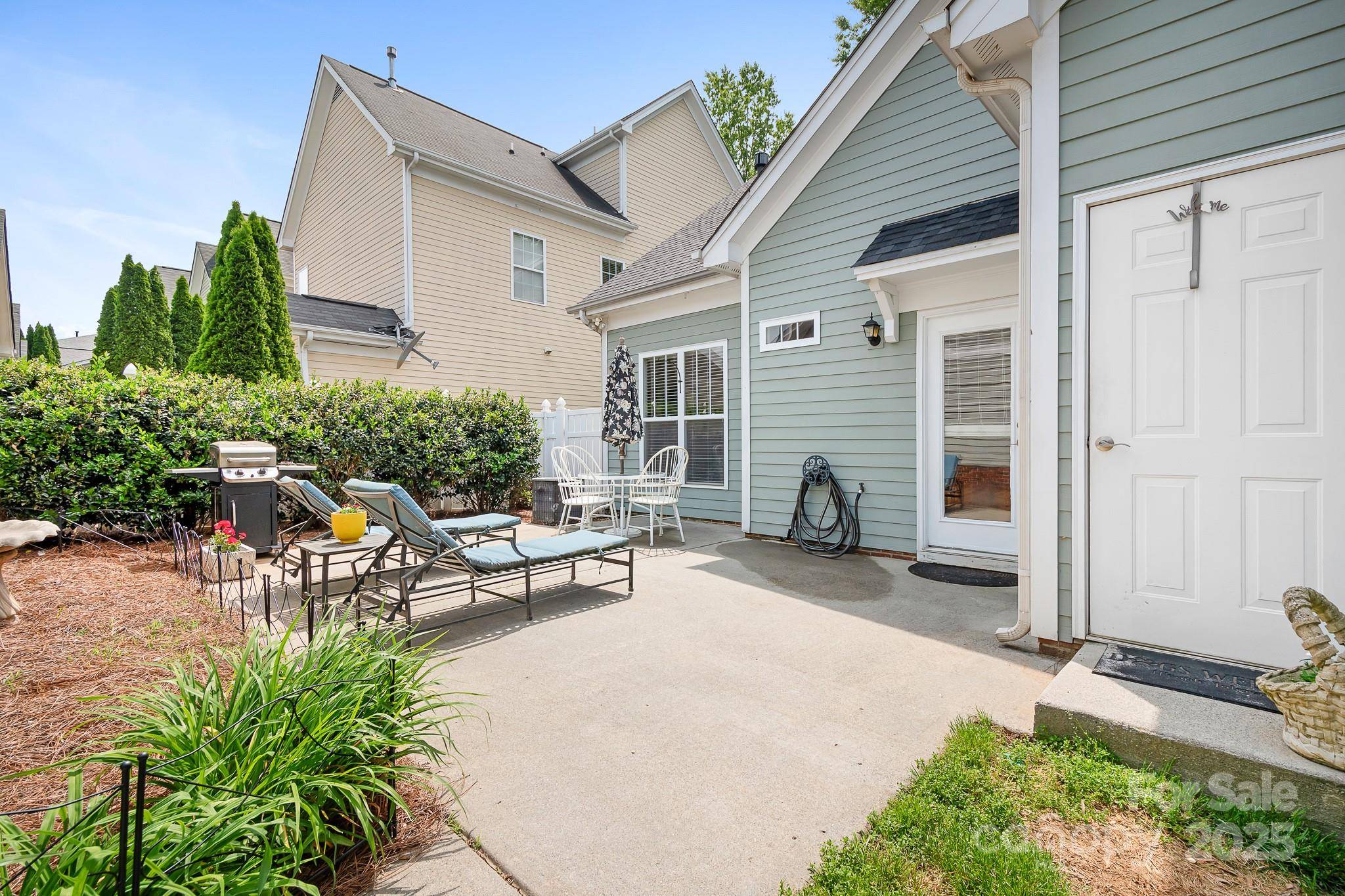 Huntersville, NC 28078,14541 Holly Springs DR
