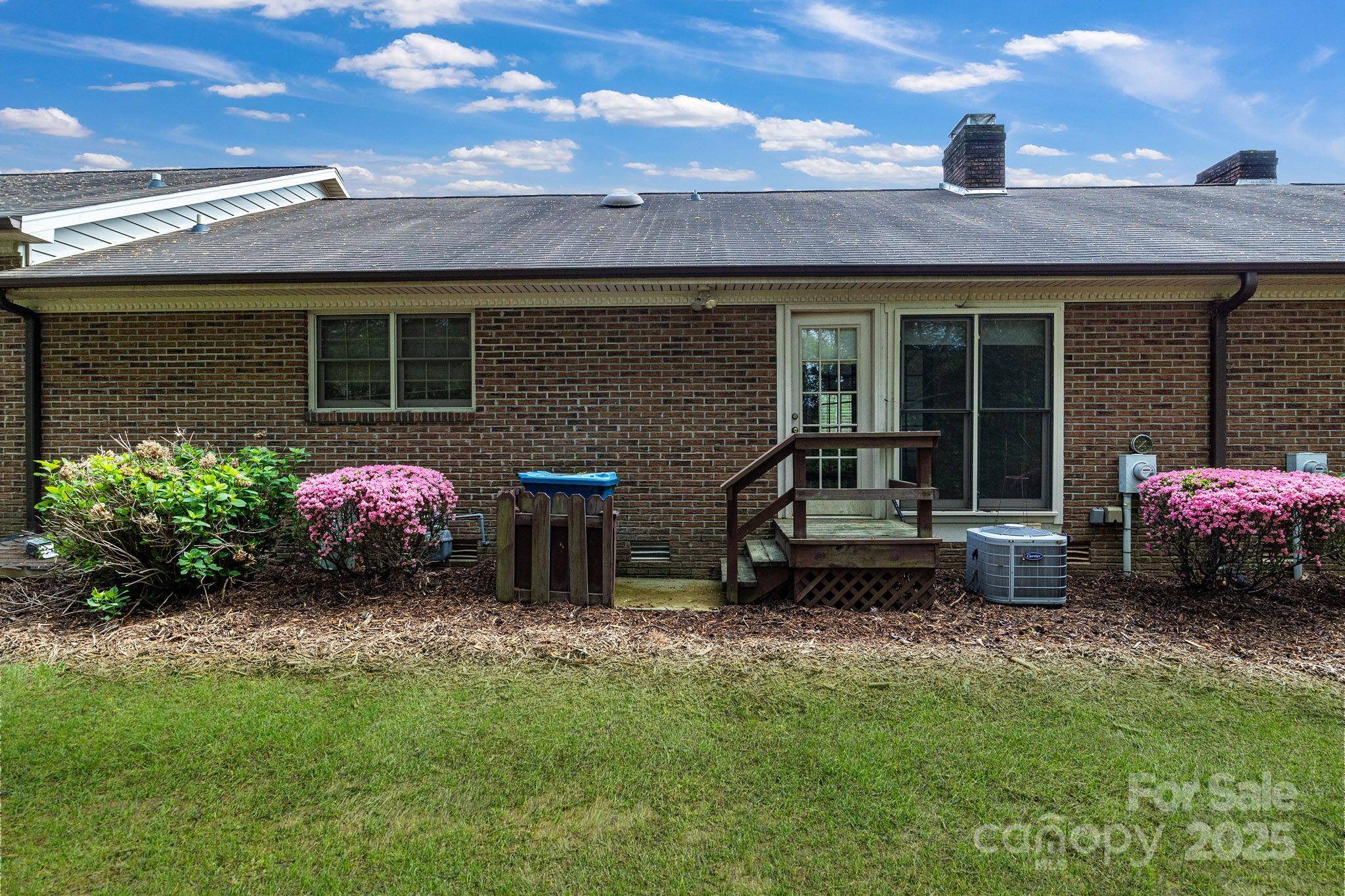 Salisbury, NC 28147,704 Colby CIR
