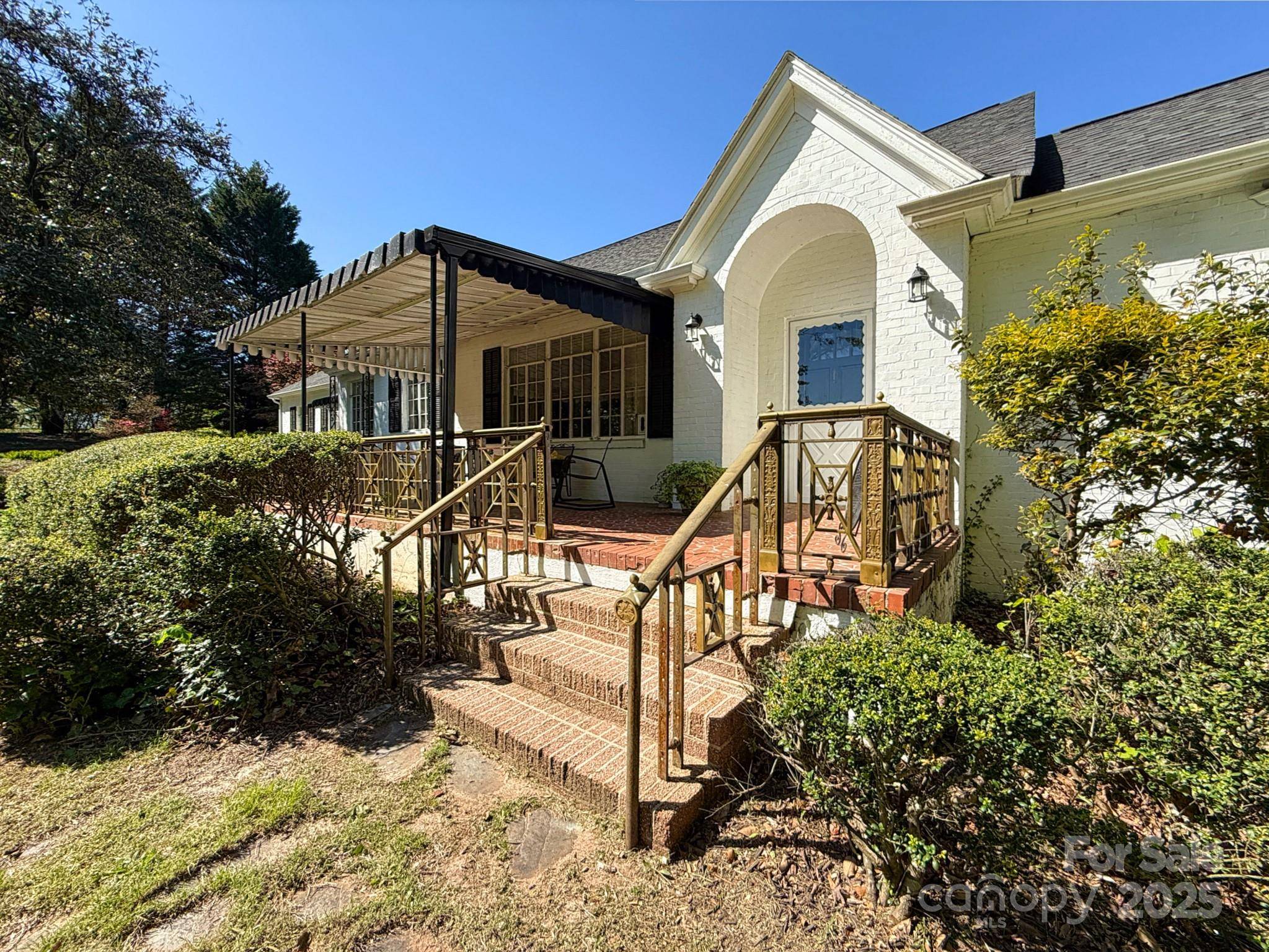 Rutherfordton, NC 28139,559 N Washington ST
