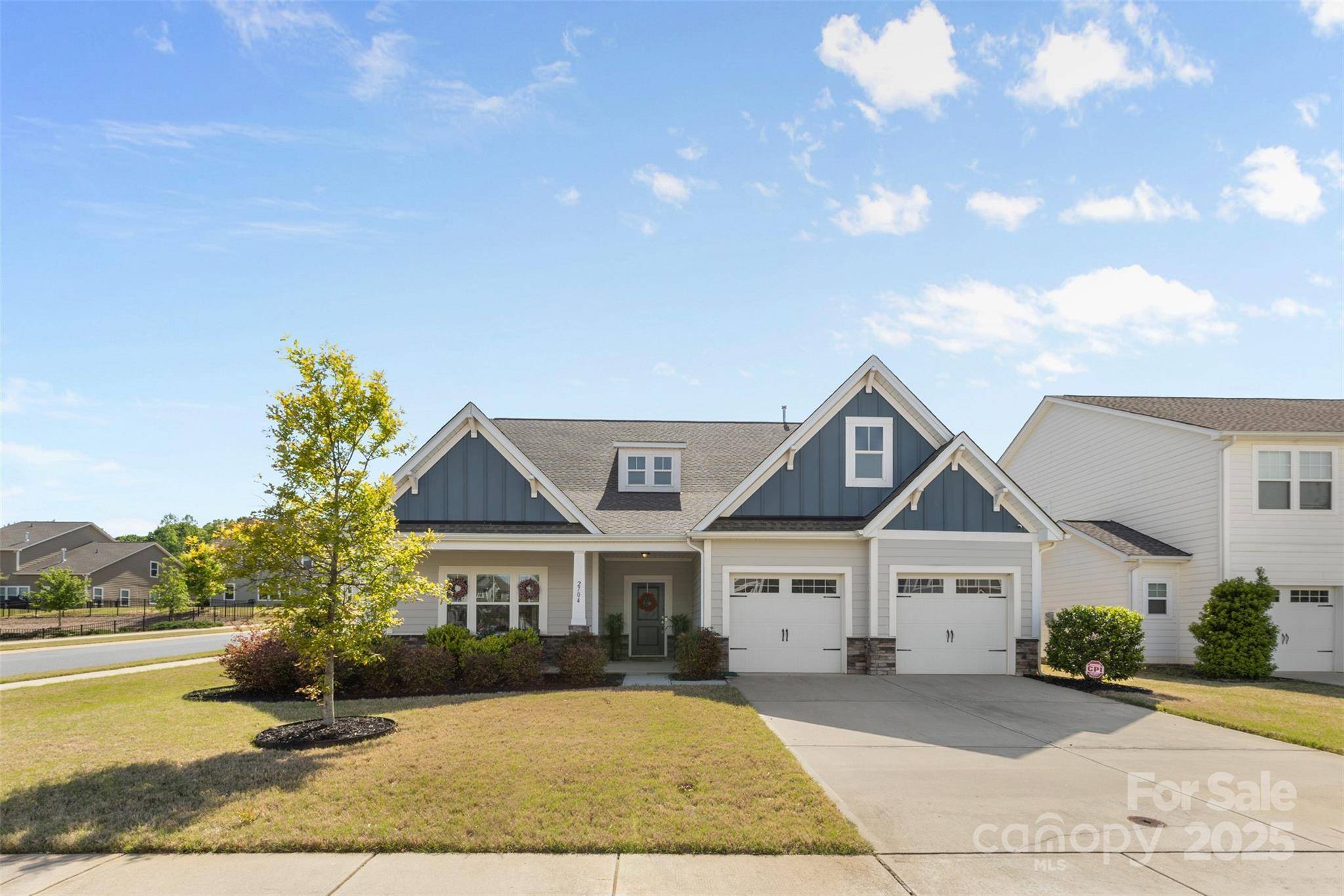 York, SC 29745,2704 Watergarden ST