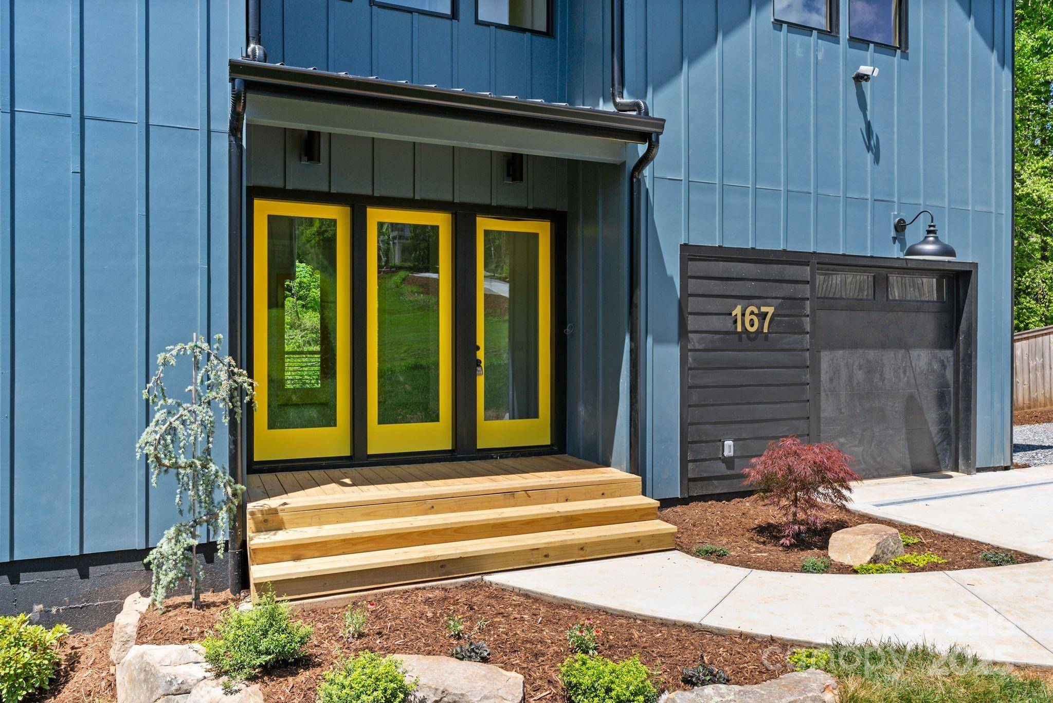 Asheville, NC 28806,167 Hudson ST