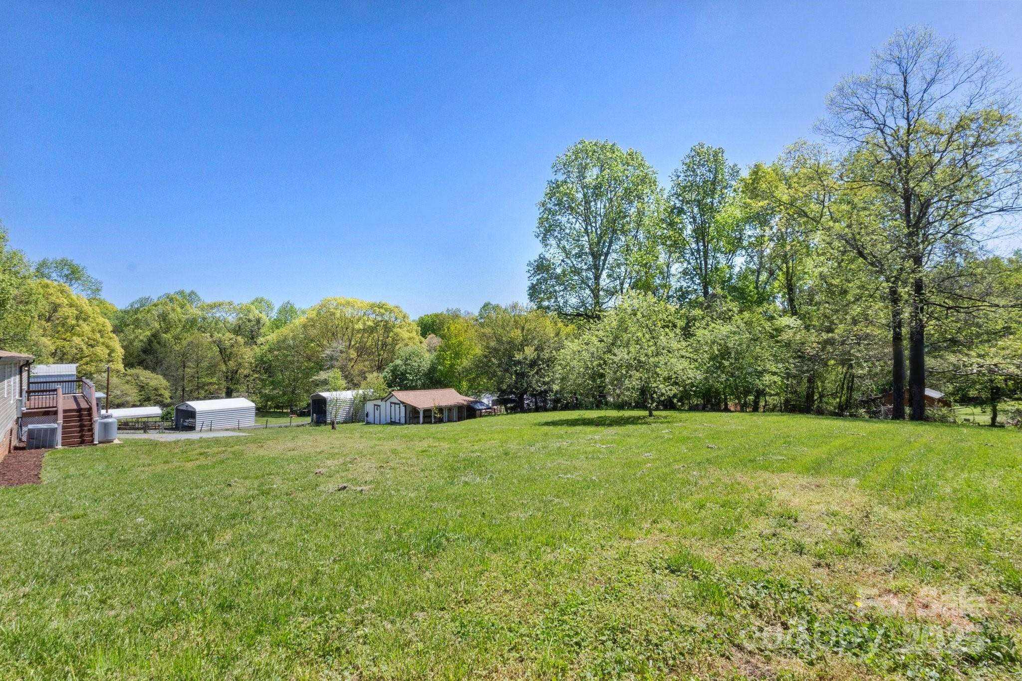 Claremont, NC 28610,2942 Denwood DR
