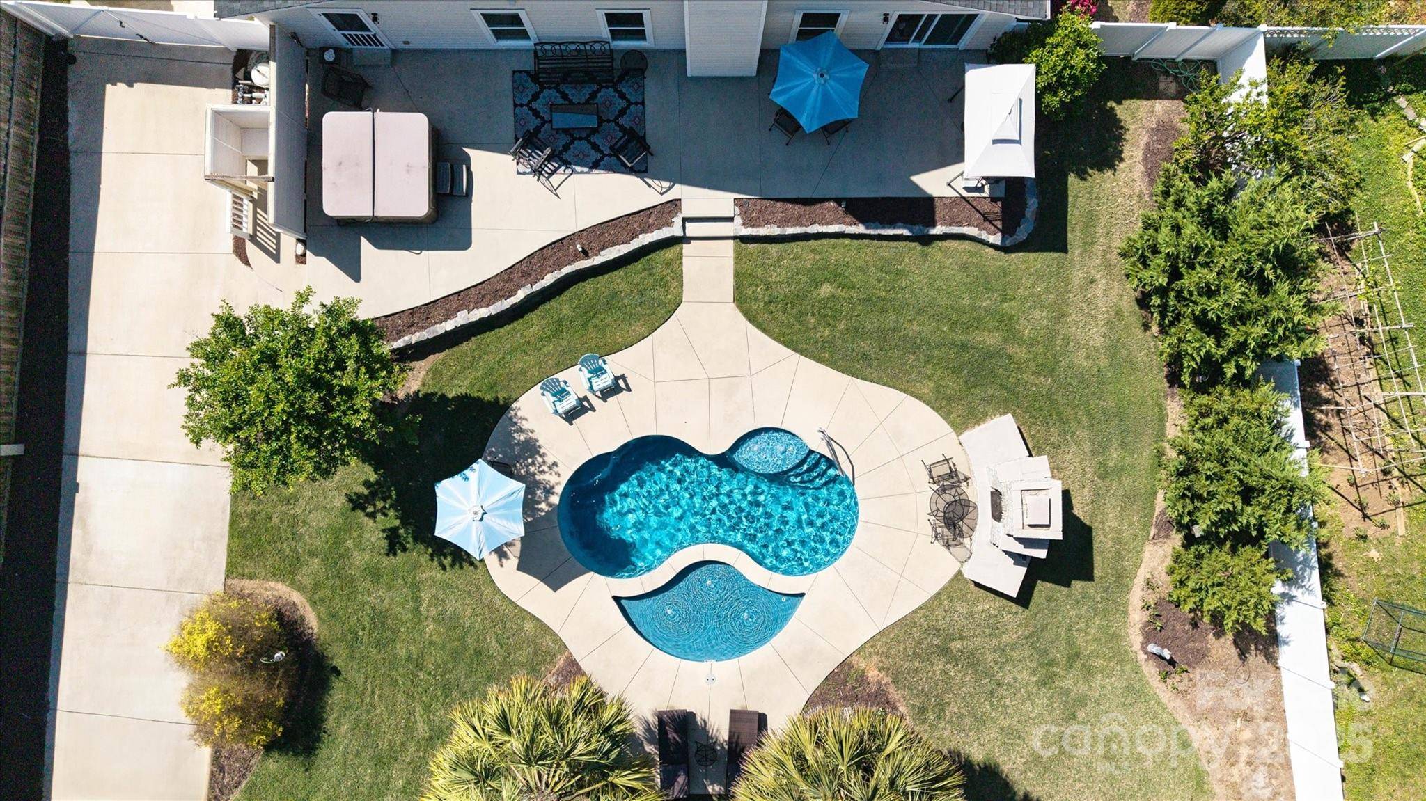 Charlotte, NC 28277,7018 Huntsmaster DR