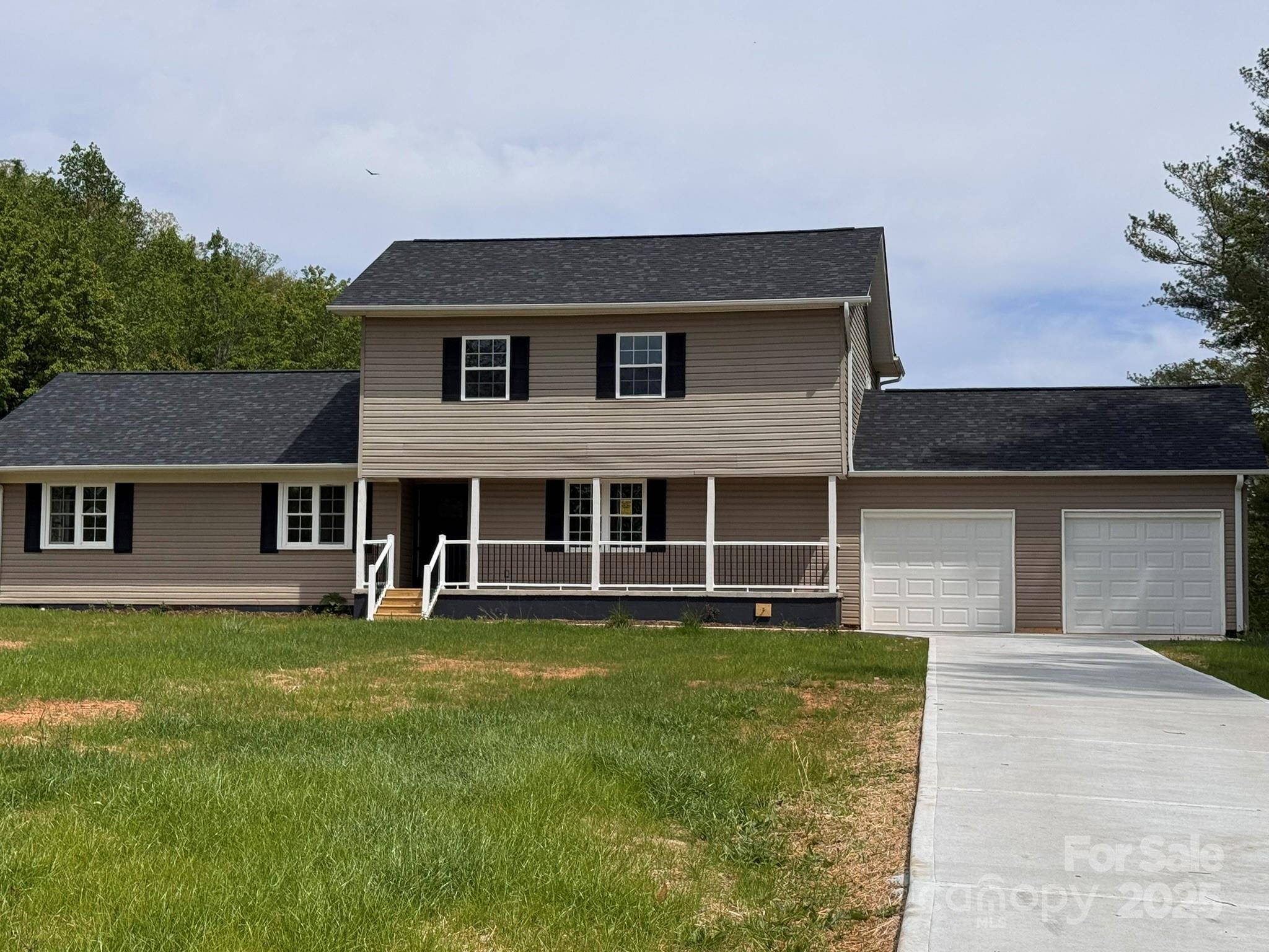 Lenoir, NC 28645,3424 Walker CIR