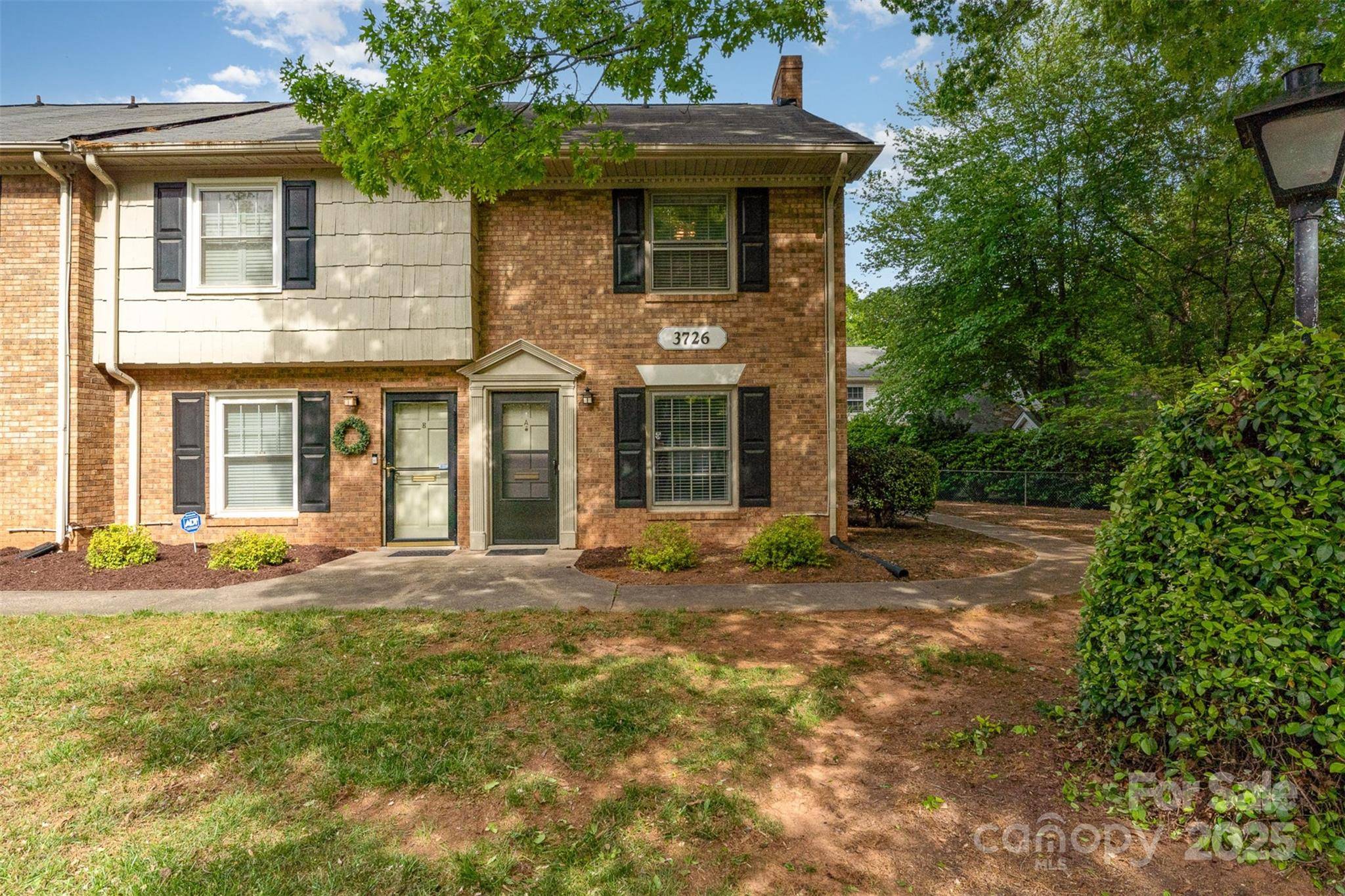 Charlotte, NC 28209,3726 Park RD