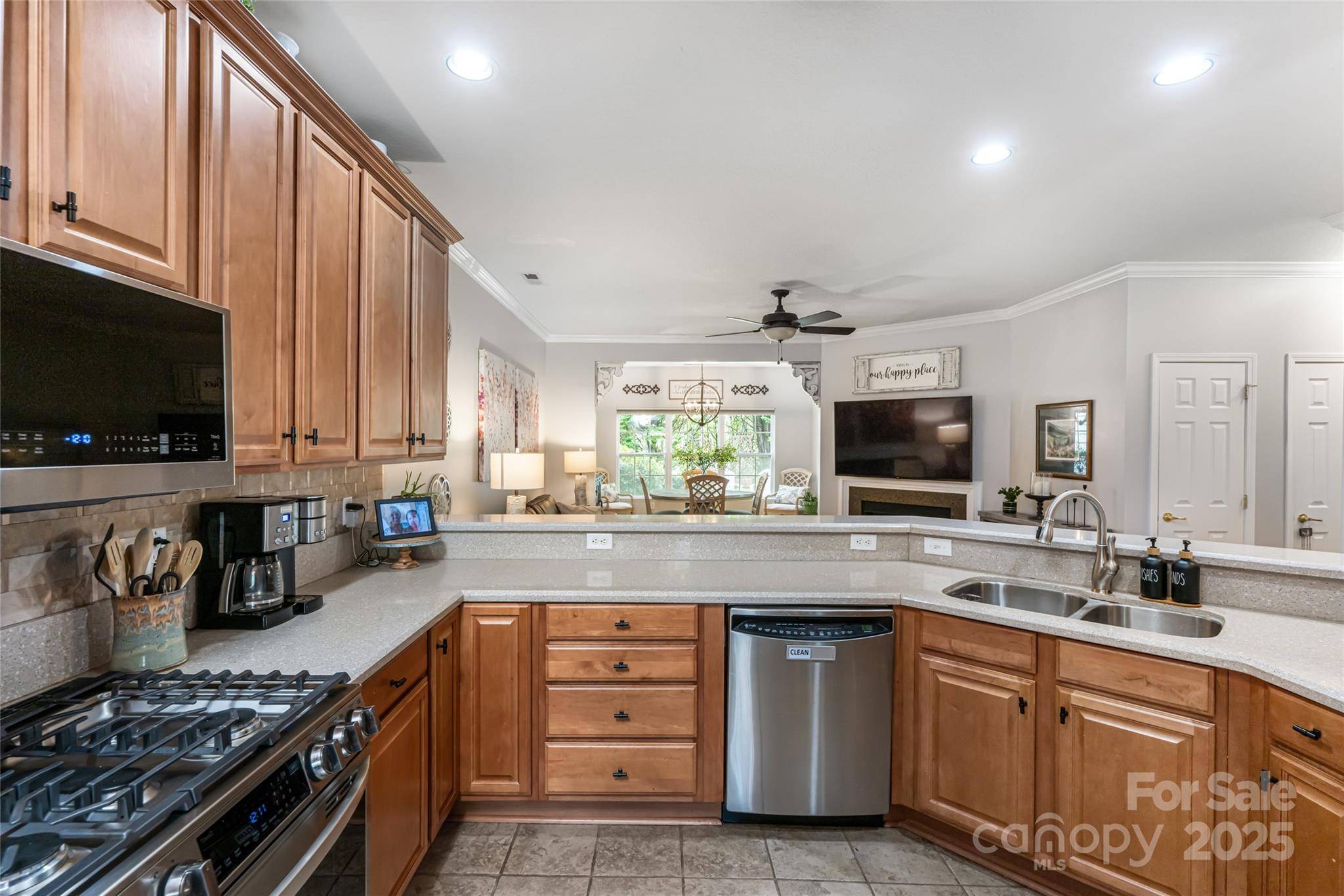 Hendersonville, NC 28792,26 Victoria Park DR