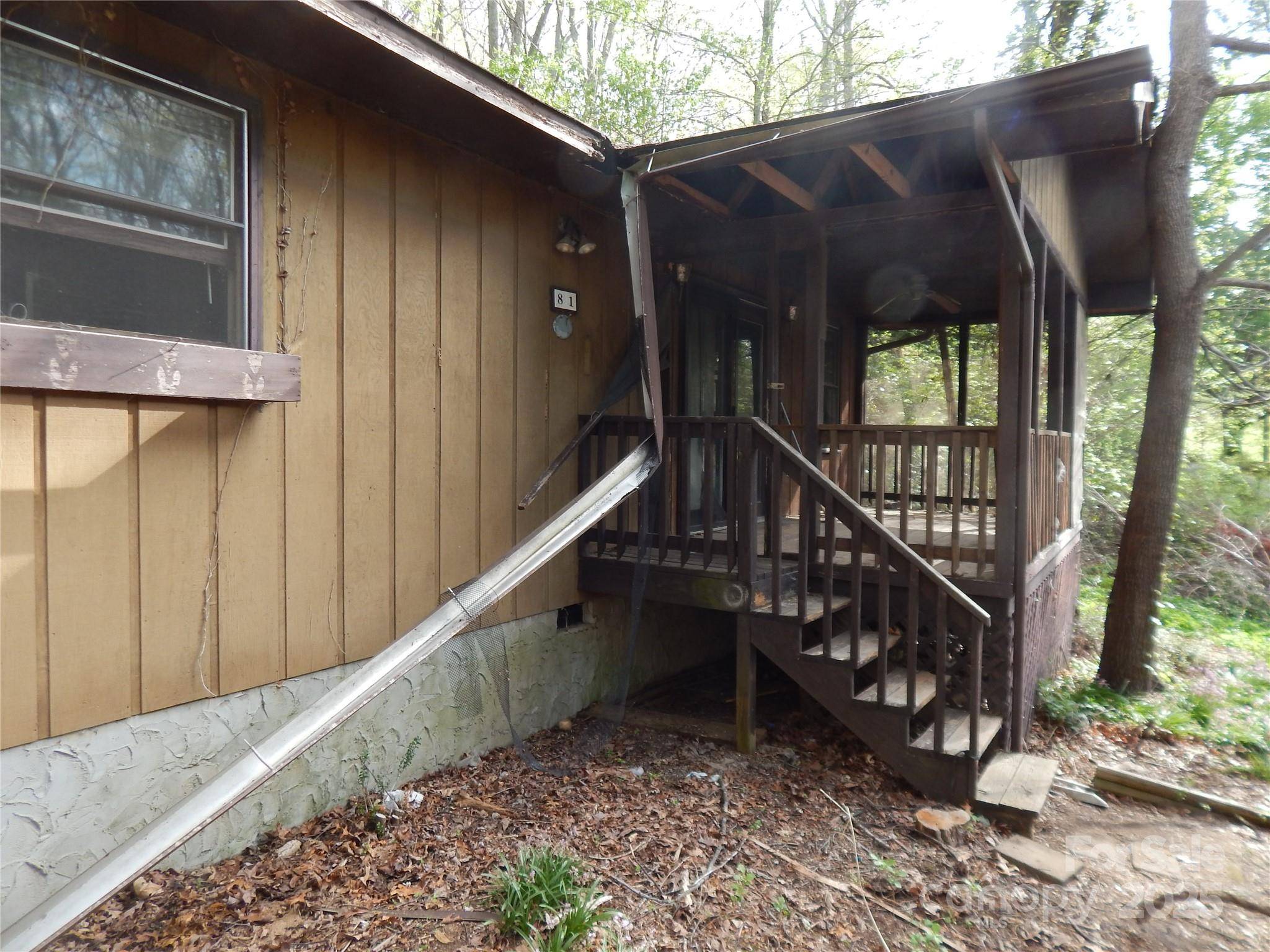 Waynesville, NC 28786,81 Fairview Heights RD