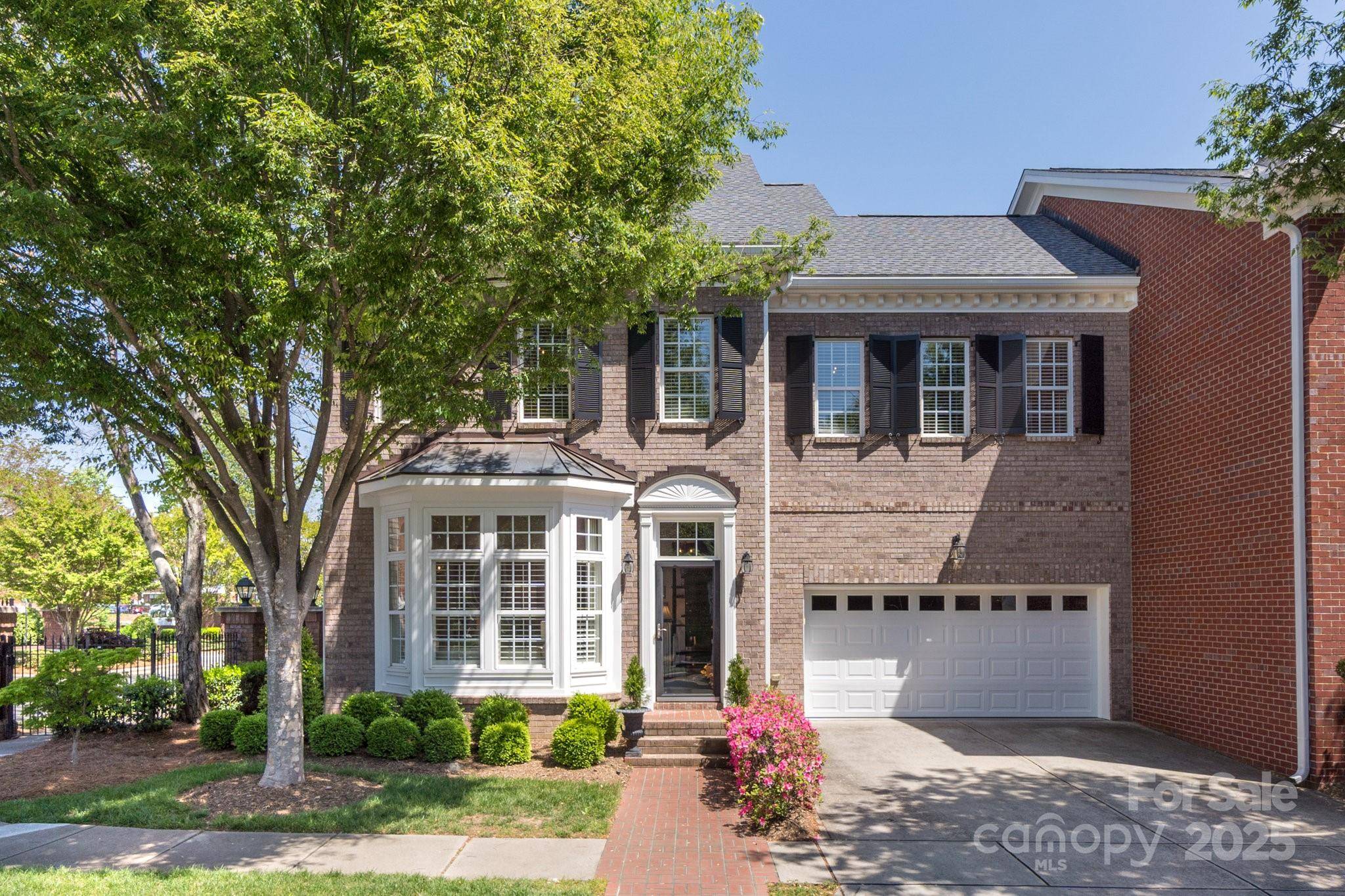 Charlotte, NC 28226,6231 Wakehurst RD