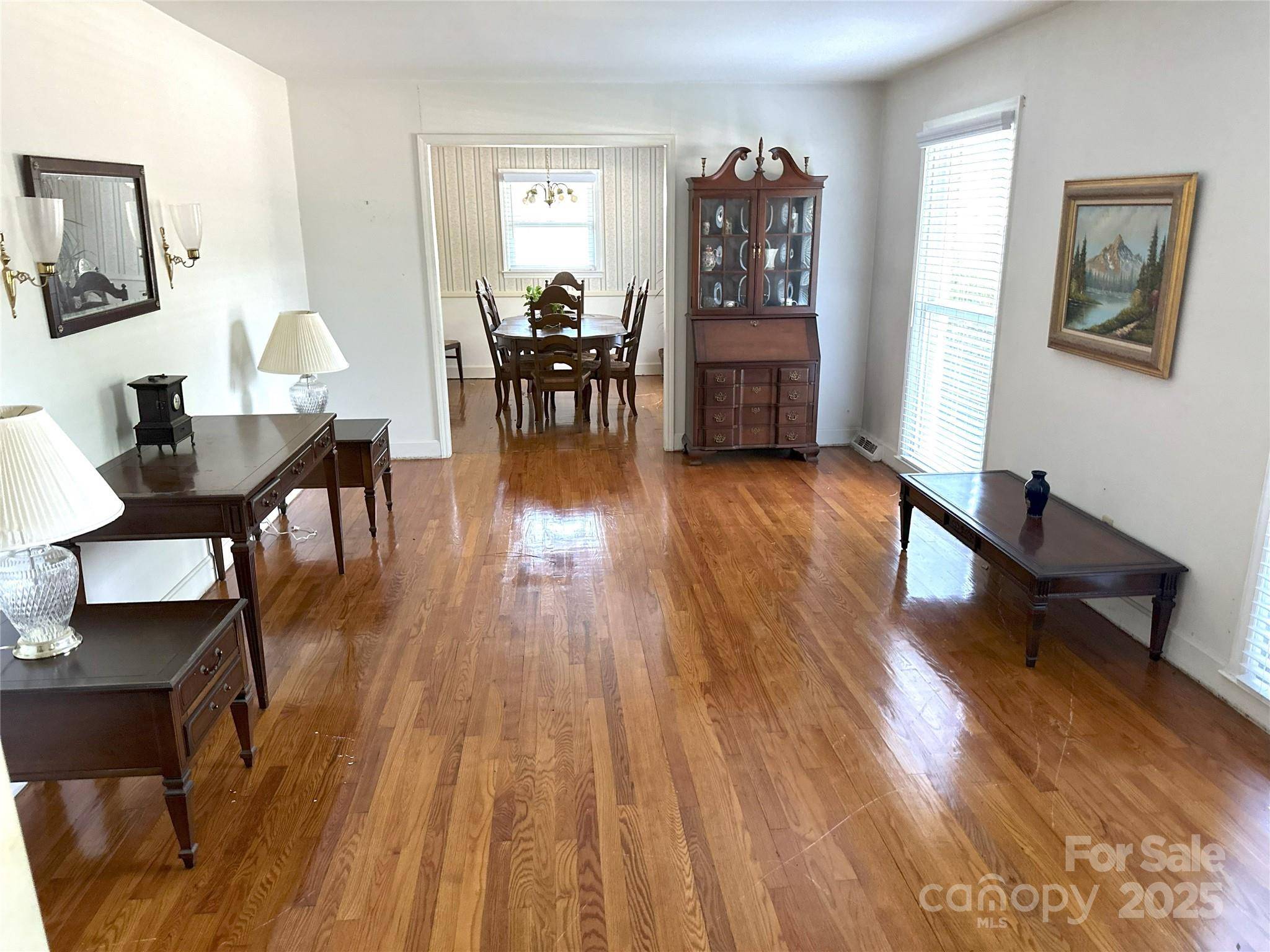 Charlotte, NC 28212,7431 idlewild RD