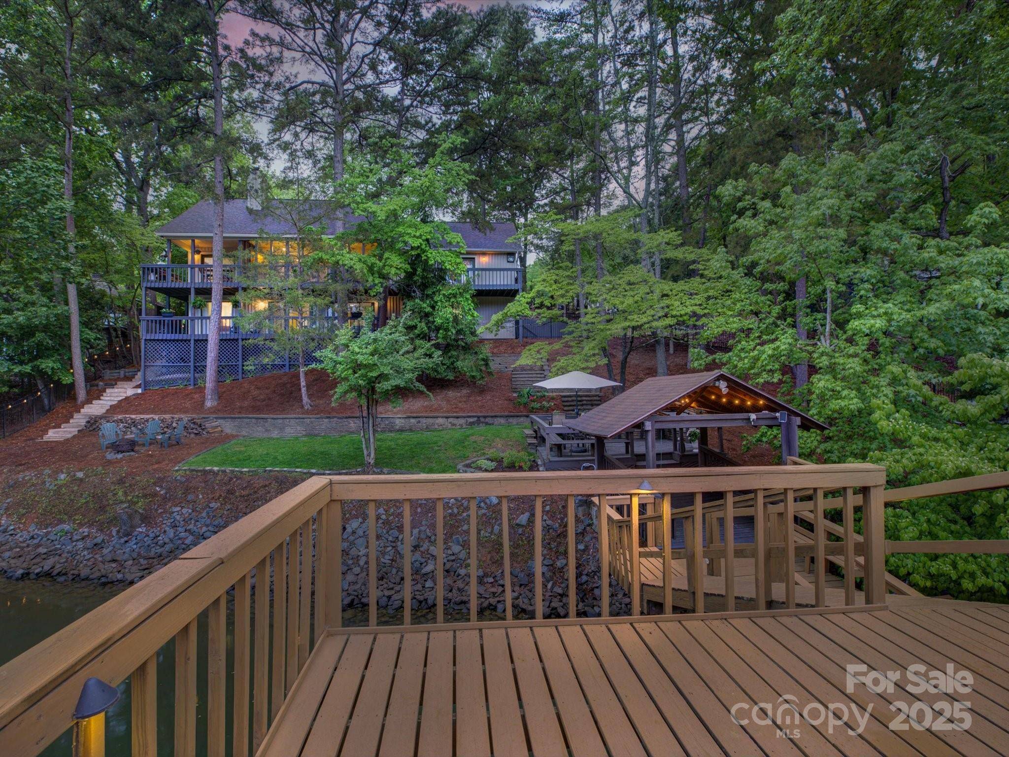 Tega Cay, SC 29708,1114 Palmyra DR