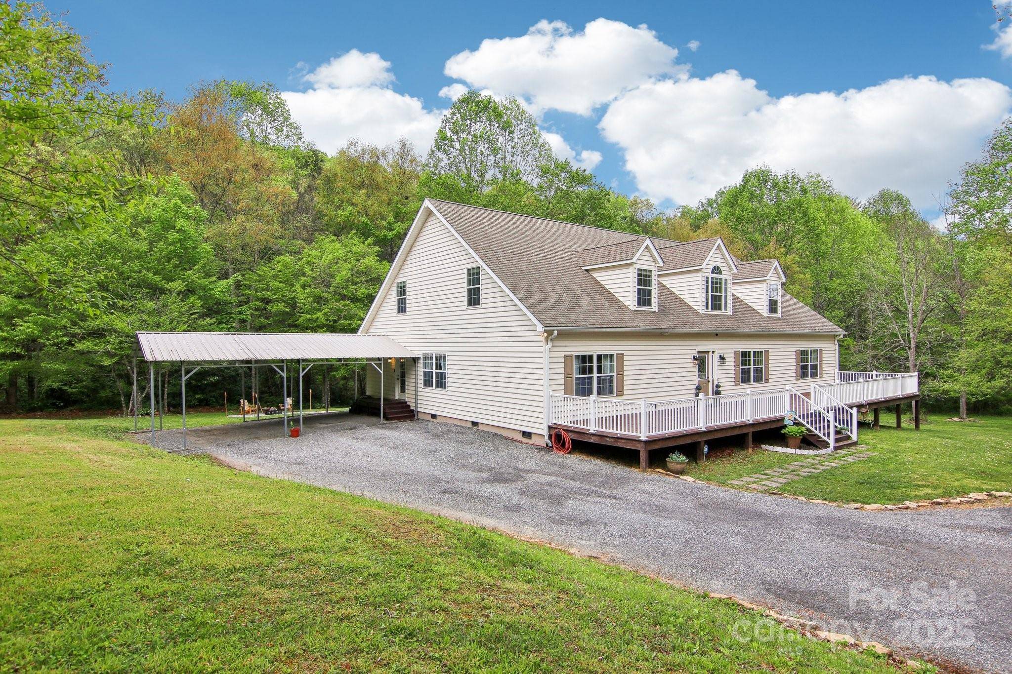 Waynesville, NC 28785,165 Sequoyah DR