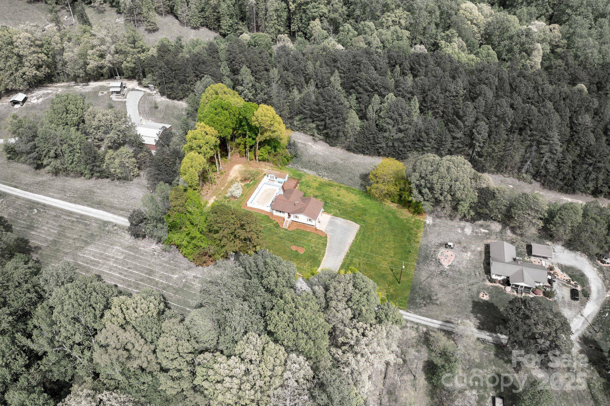 Mocksville, NC 27028,195 Old Farm LN