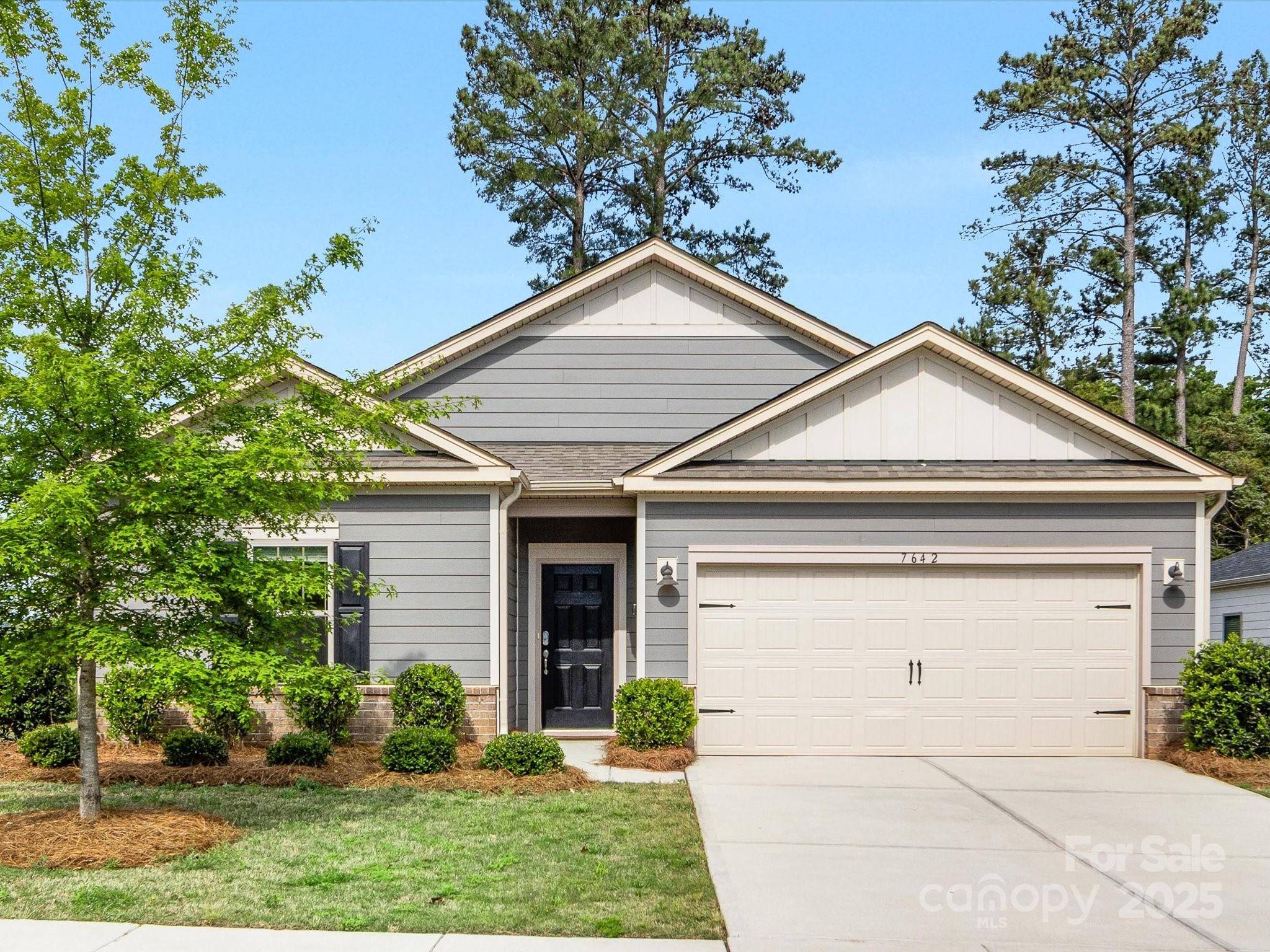 Charlotte, NC 28214,7642 Porrera ST
