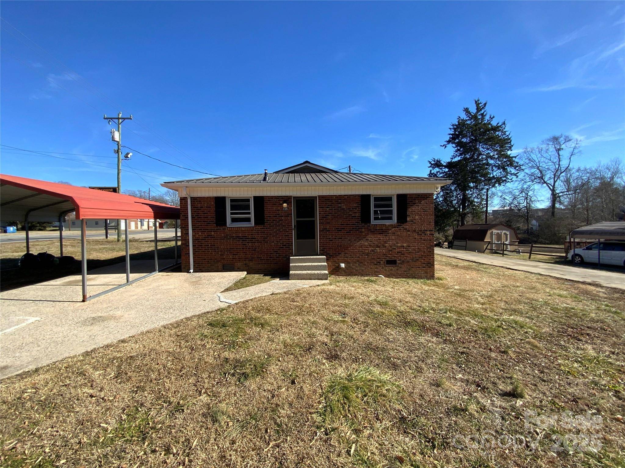 Forest City, NC 28043,109 Fish Camp RD