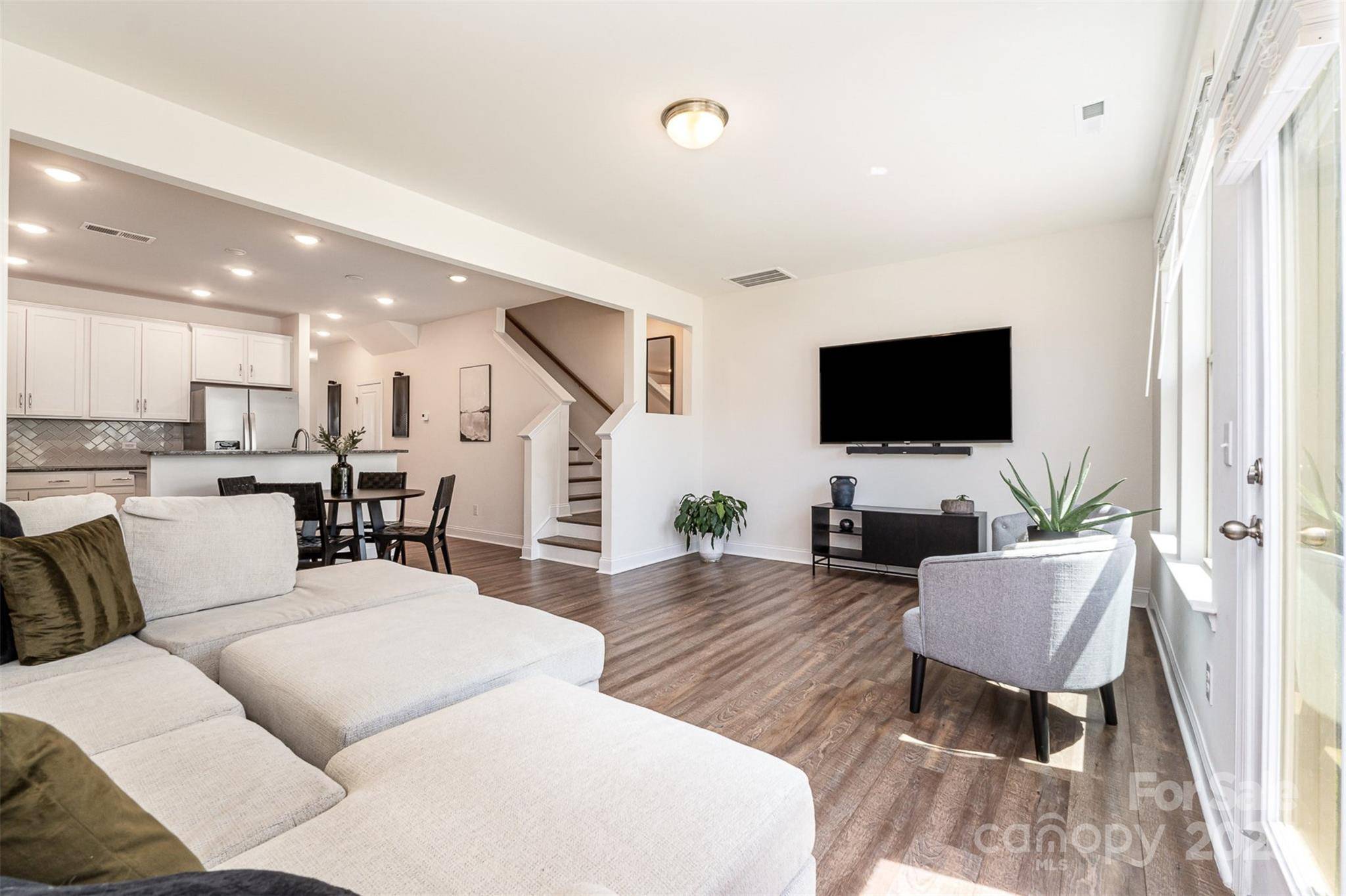 Clover, SC 29710,314 Embers LN