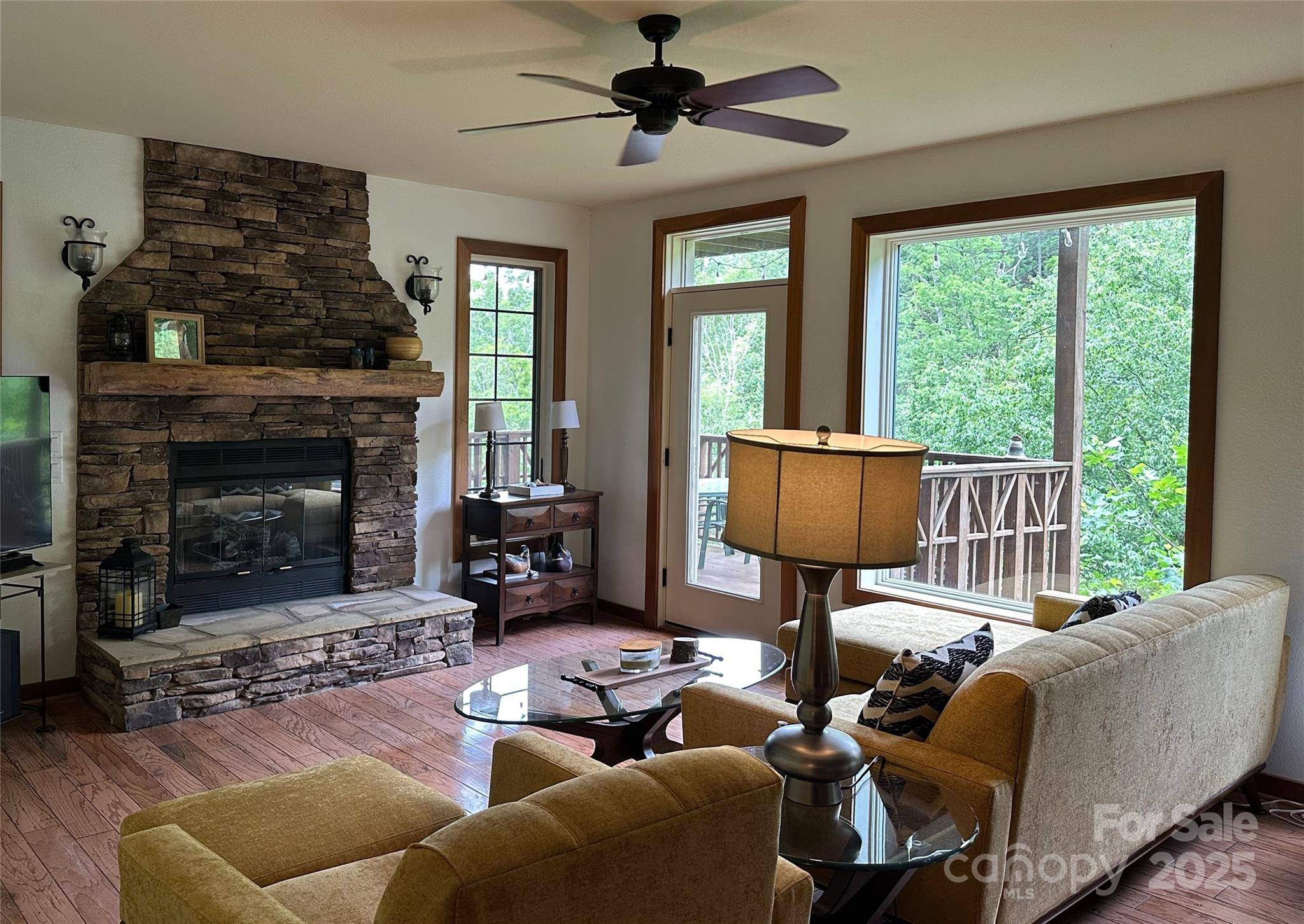Burnsville, NC 28714,222 Creekside WAY