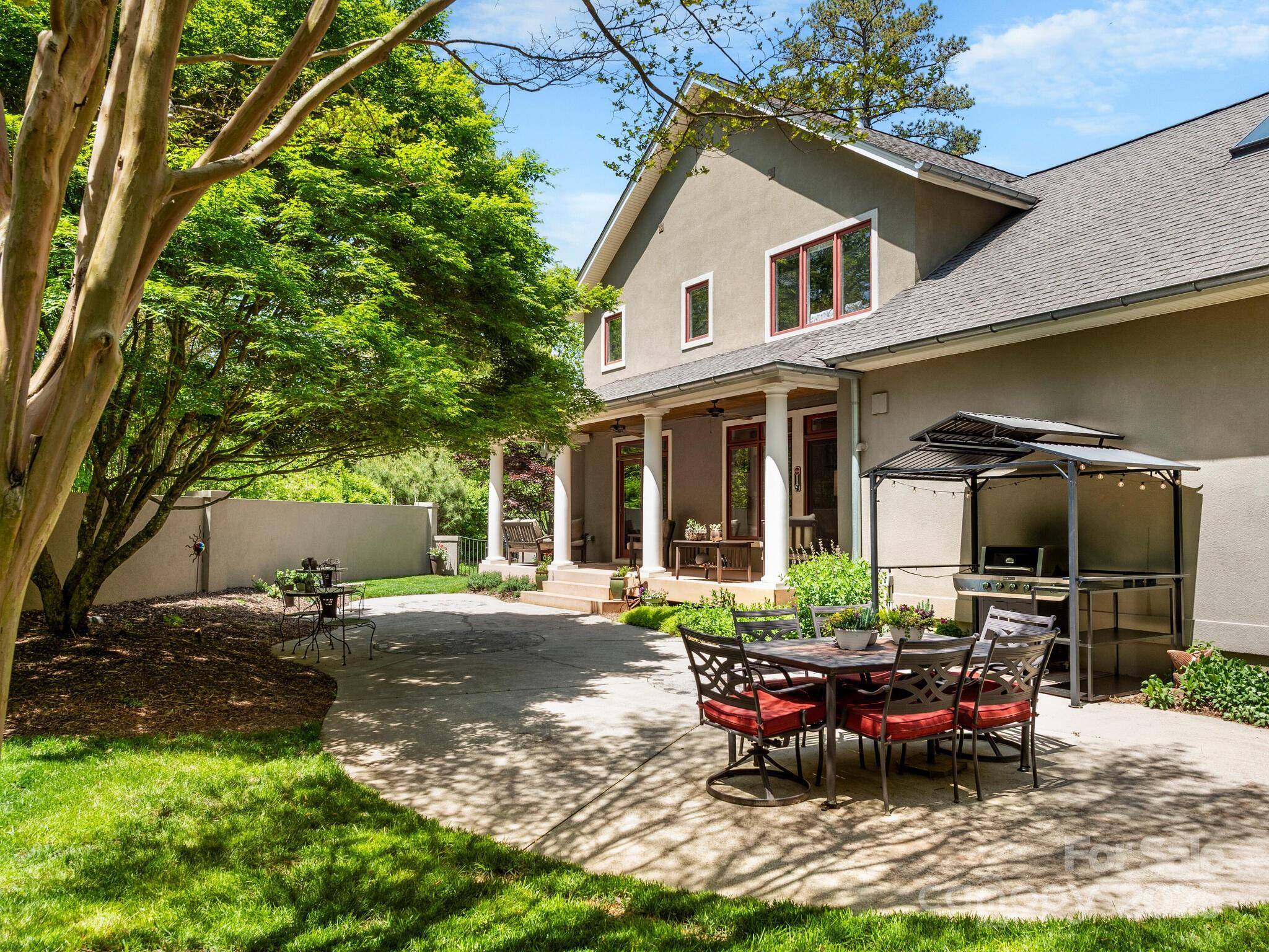 Asheville, NC 28805,18 Ozark Spring LN