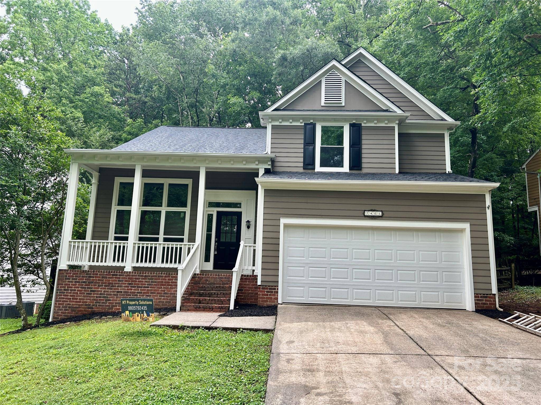 Charlotte, NC 28269,7401 Kinsmore LN
