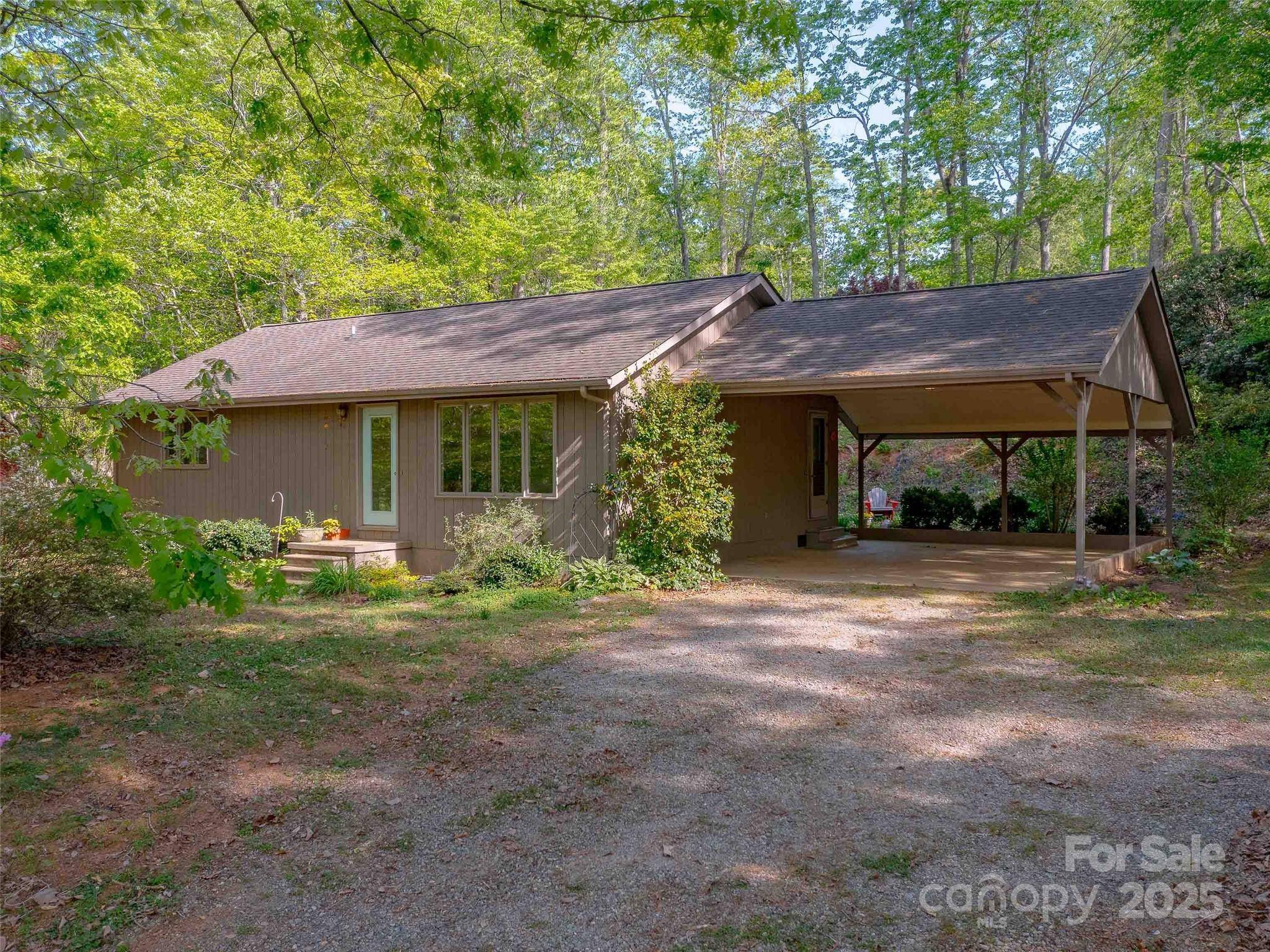 Columbus, NC 28722,1240 Blanton ST