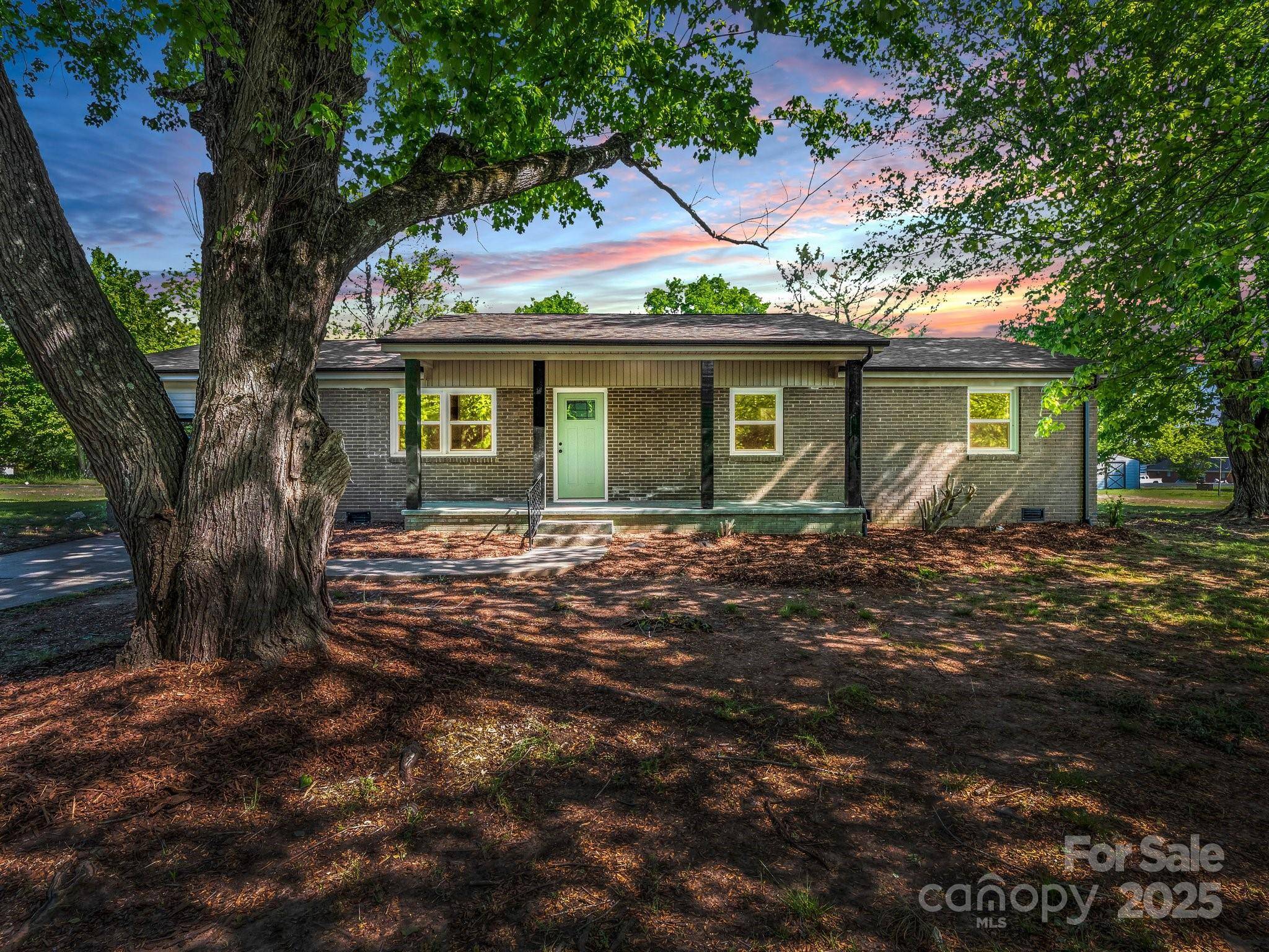 Shelby, NC 28152,106 Borders RD