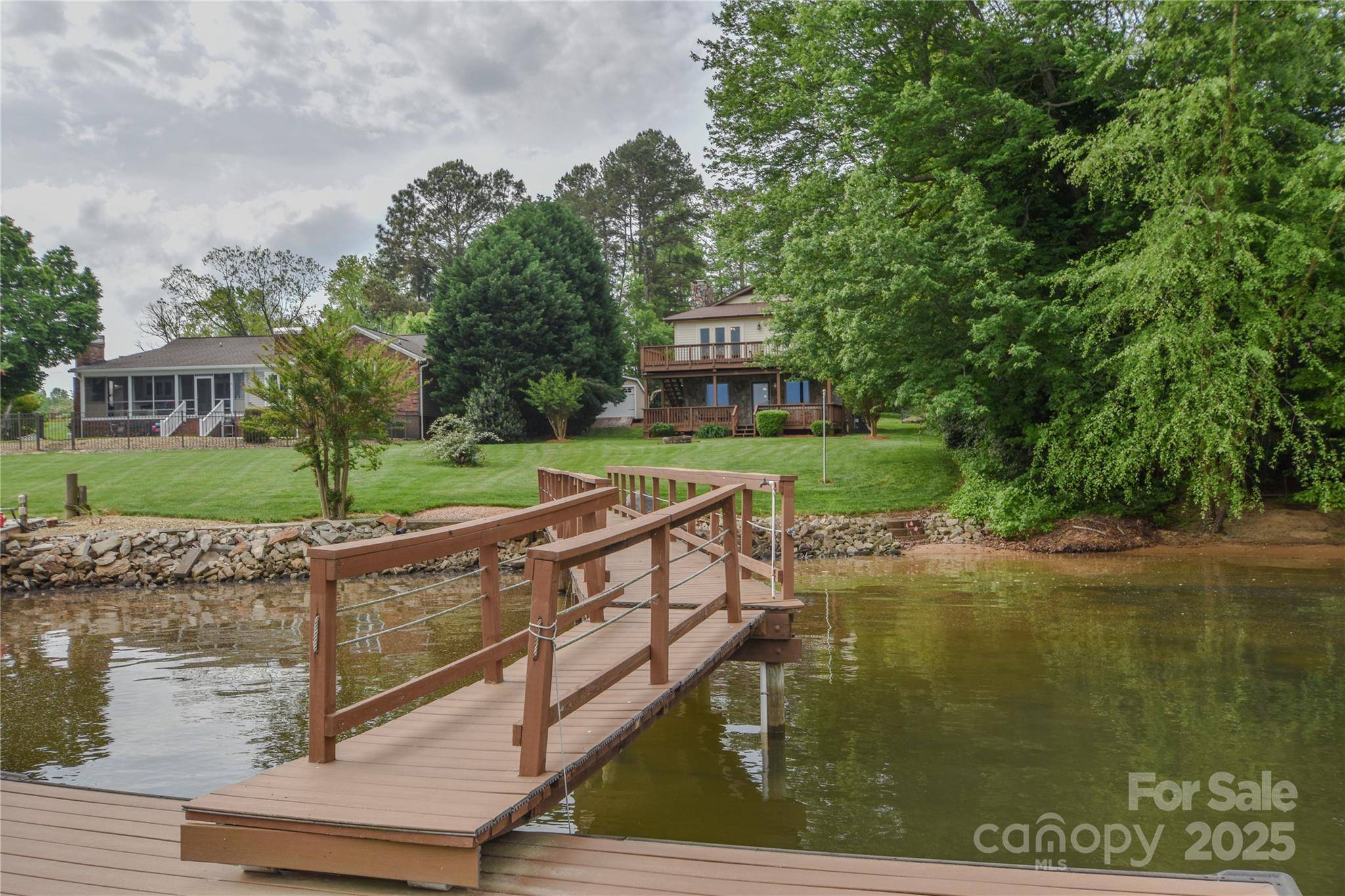 Sherrills Ford, NC 28673,7942 Vista View DR