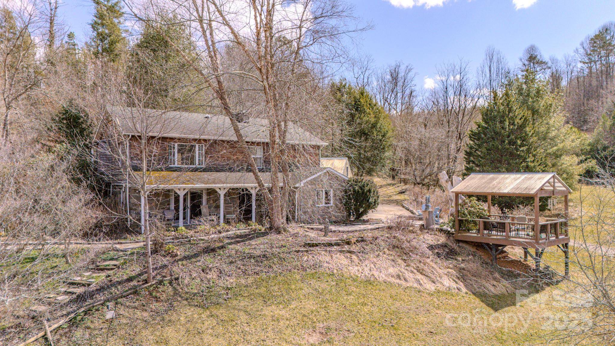 Waynesville, NC 28786,110 STERLING WAY