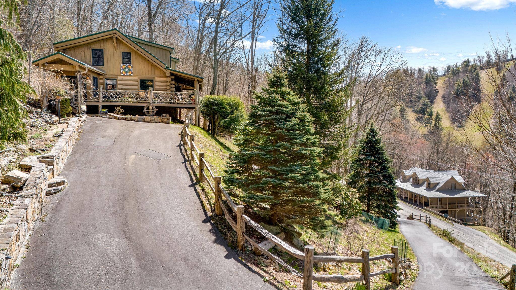 Mars Hill, NC 28754,1873 El Miner DR