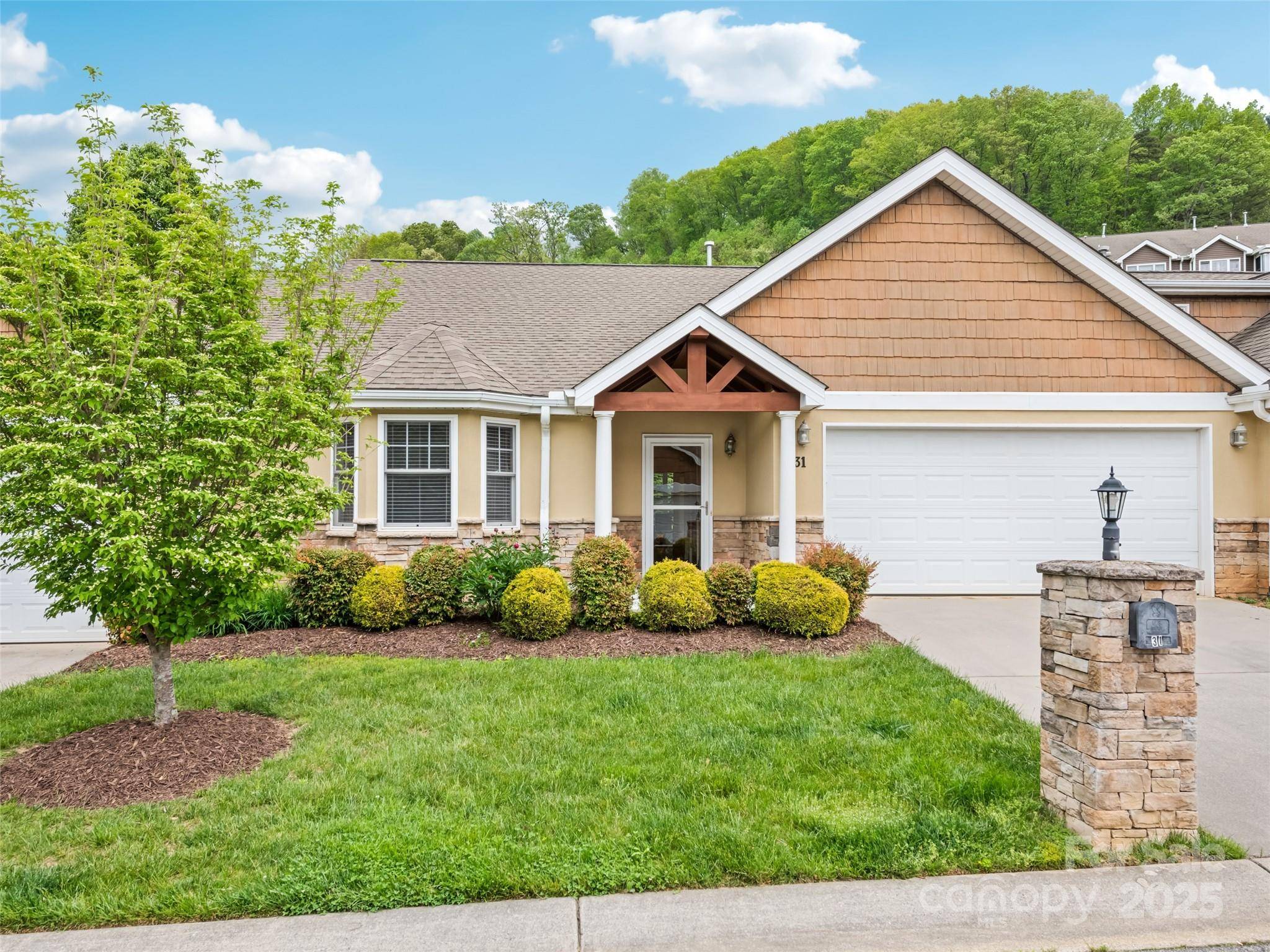 Waynesville, NC 28786,31 Denali LN