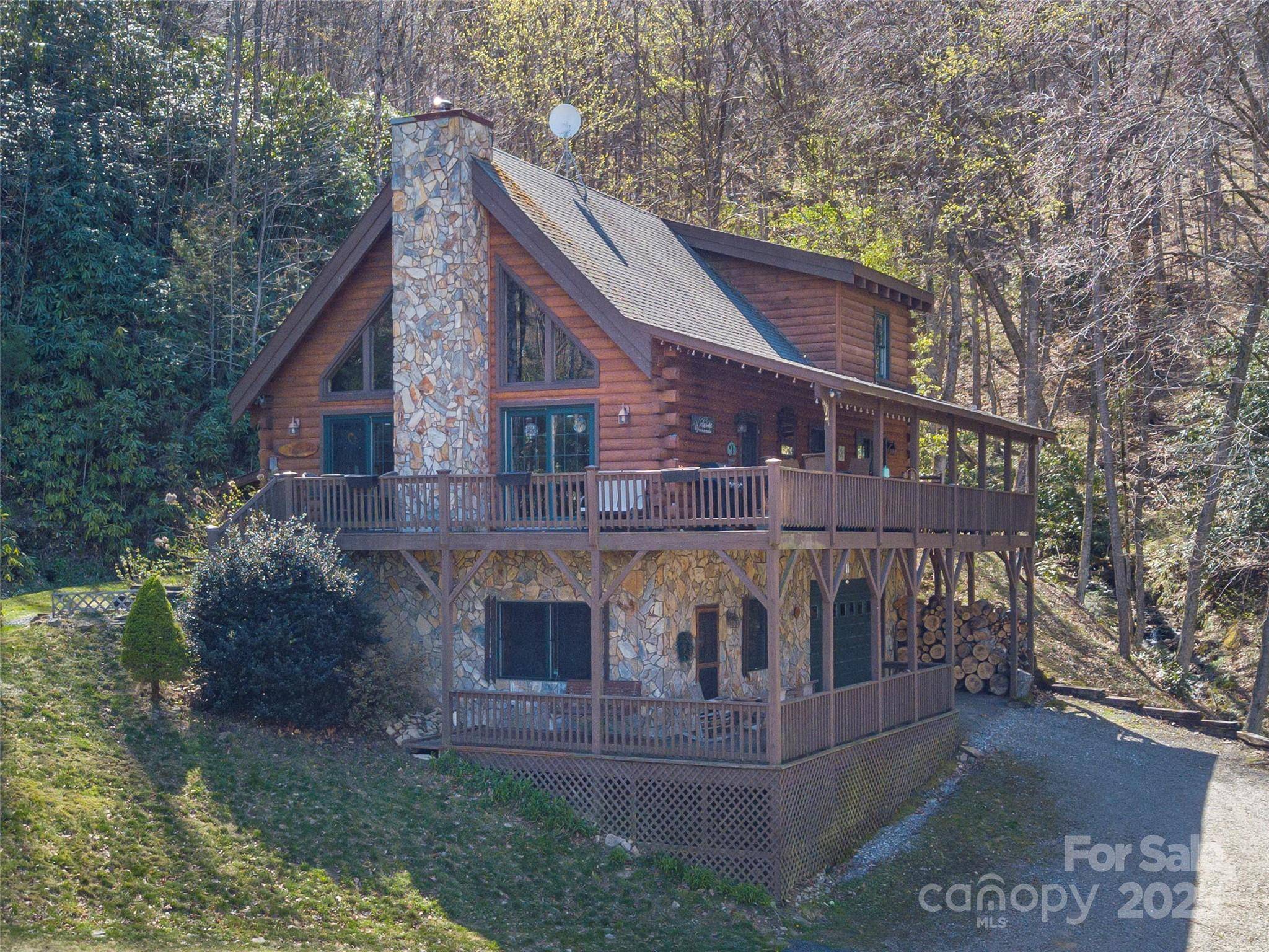 Waynesville, NC 28785,90 Junco TRL
