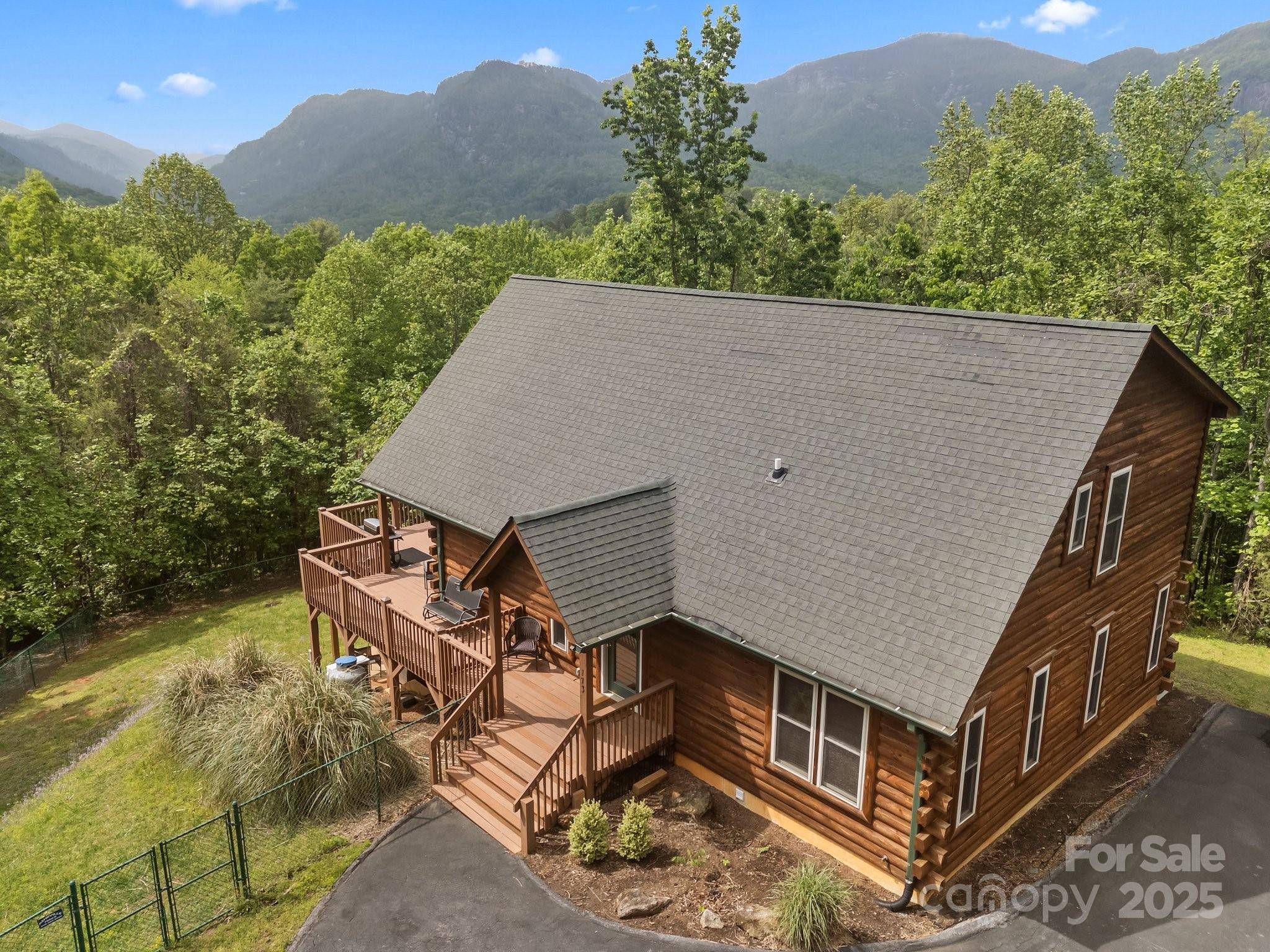 Lake Lure, NC 28746,173 Mistletoe PARK
