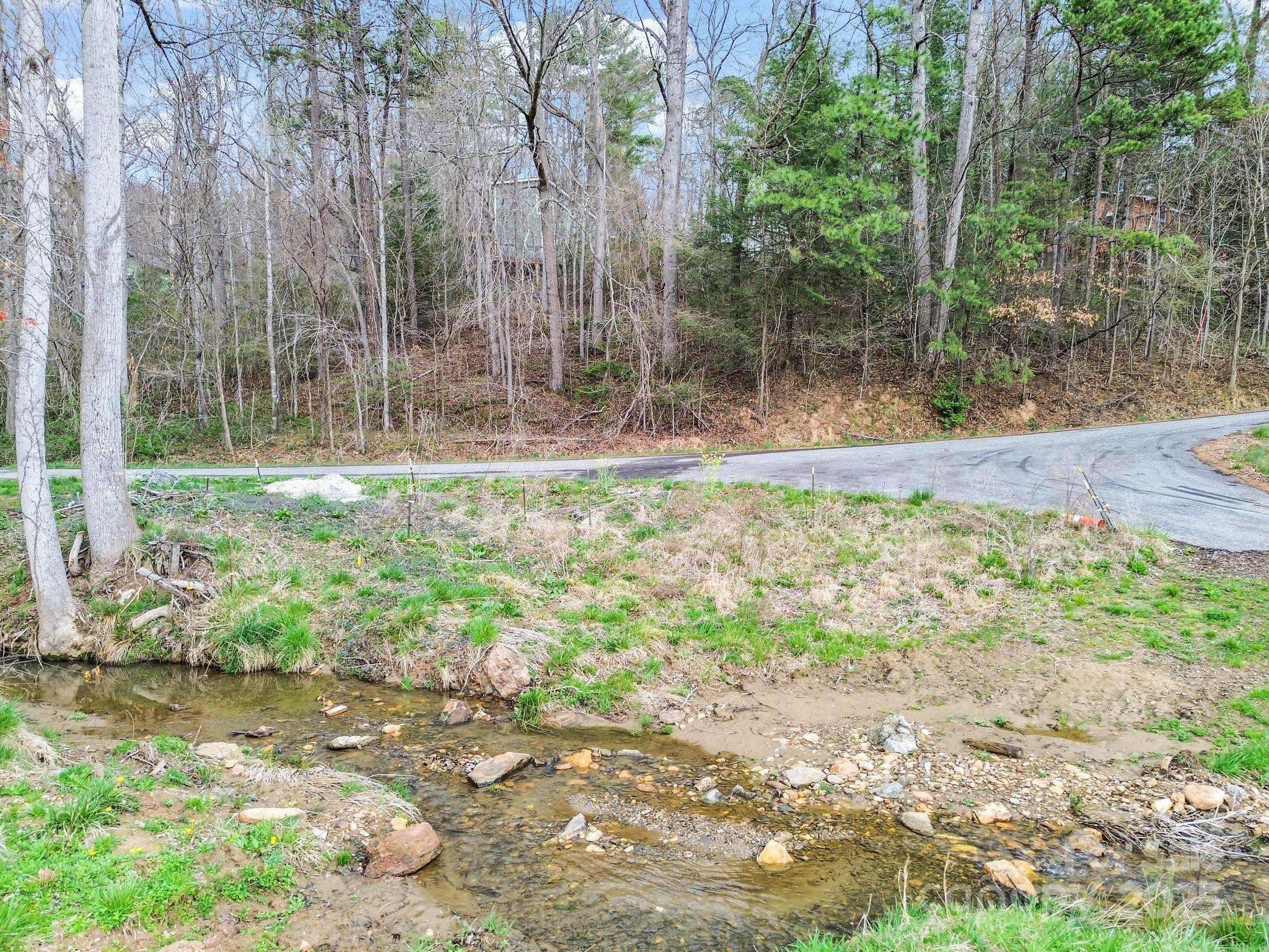 Asheville, NC 28805,99999 Clarke RD