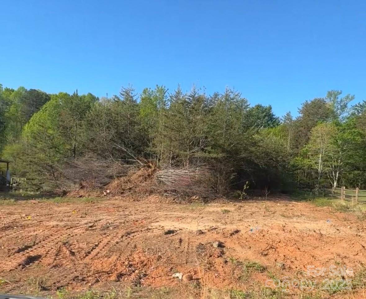 Statesville, NC 28677,120 Whistling Pines DR