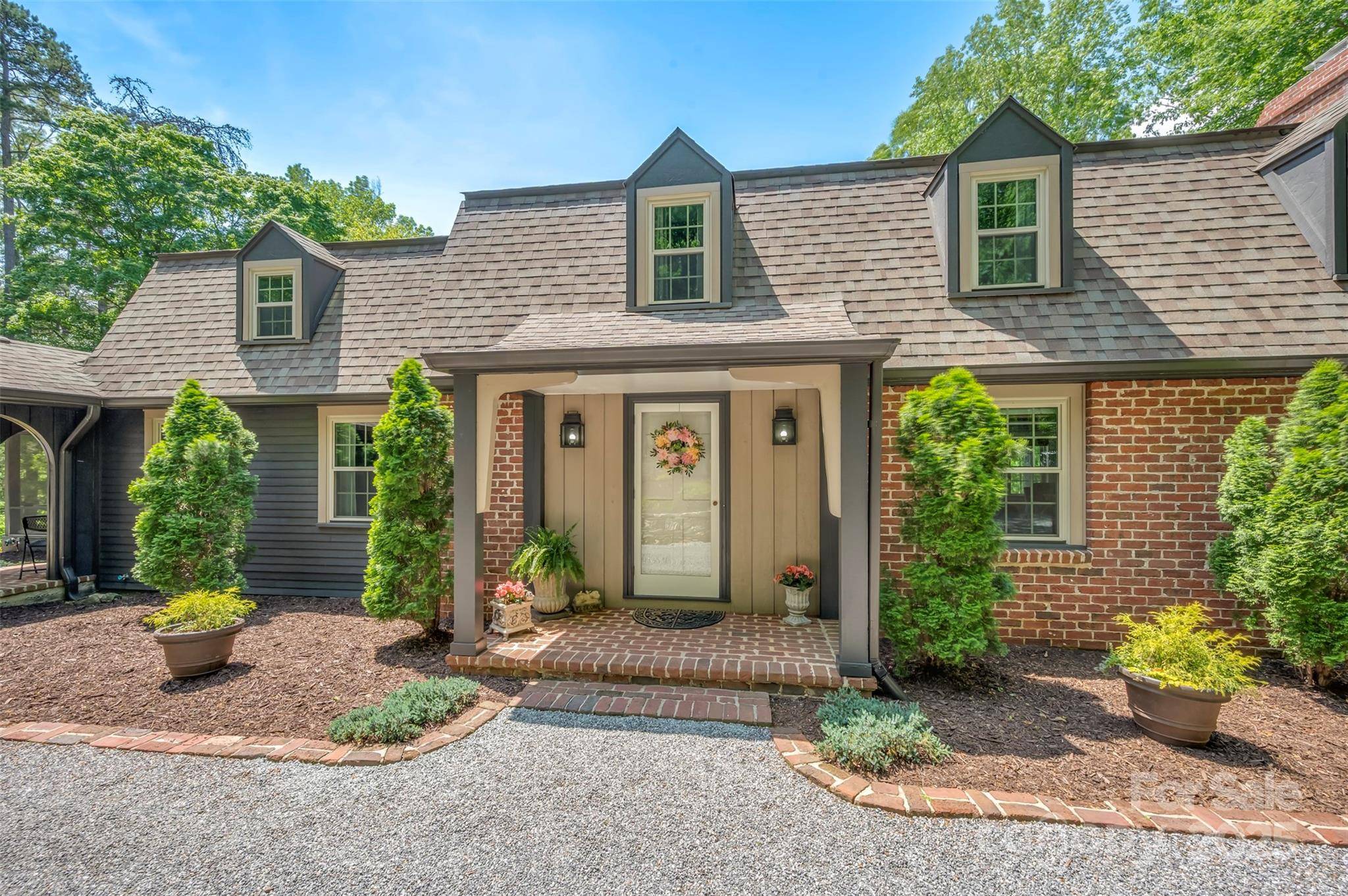 Tryon, NC 28782,354 Jasmine LN