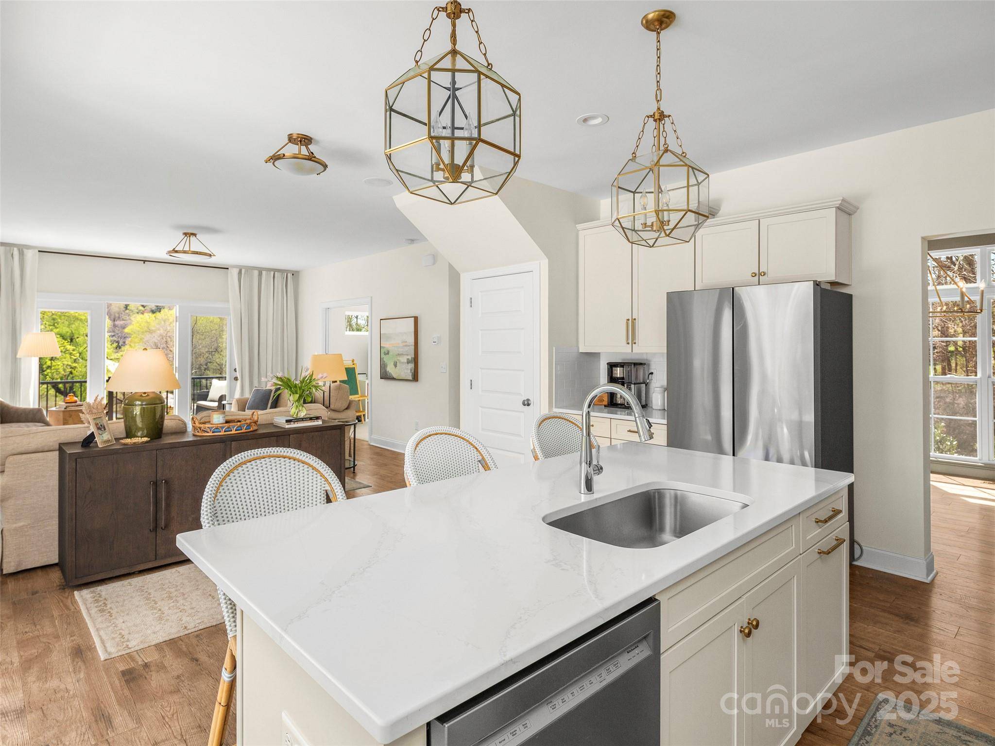 Mills River, NC 28759,935 High Vista DR
