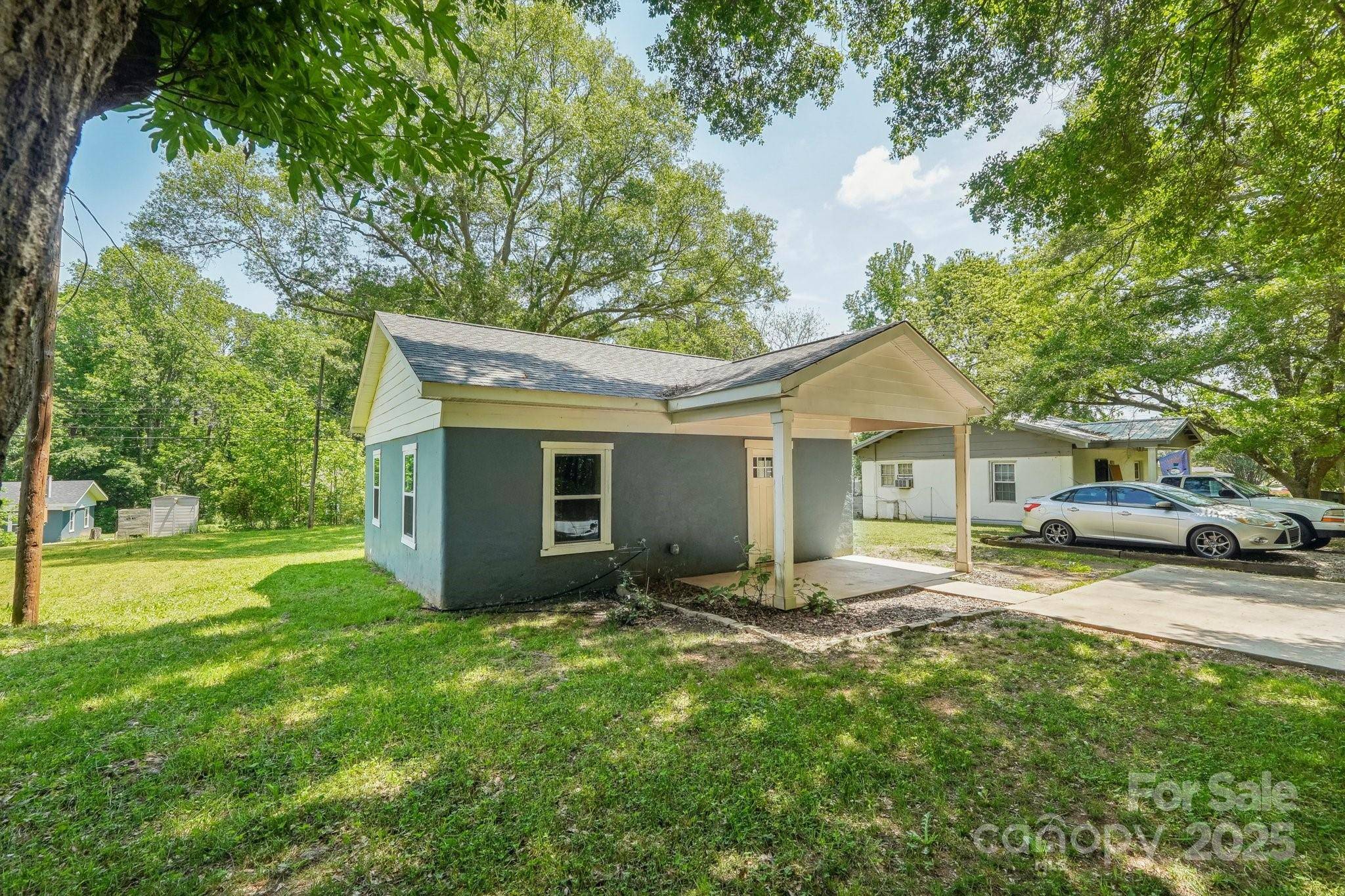 Gastonia, NC 28052,814 Marve ST