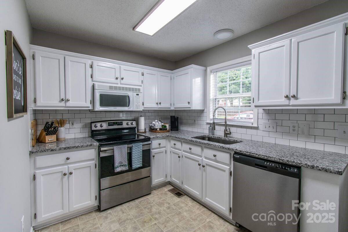 Kannapolis, NC 28083,2551 Glenwood ST
